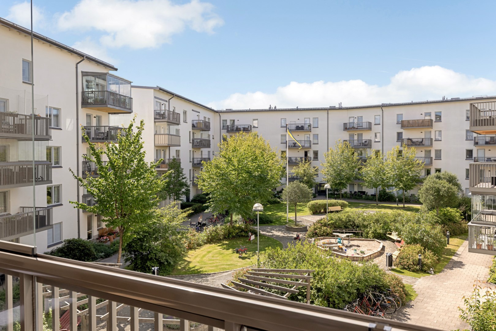 Bostadsbild från Torngatan 14, Till salu i Kapellgärdet, Uppsala