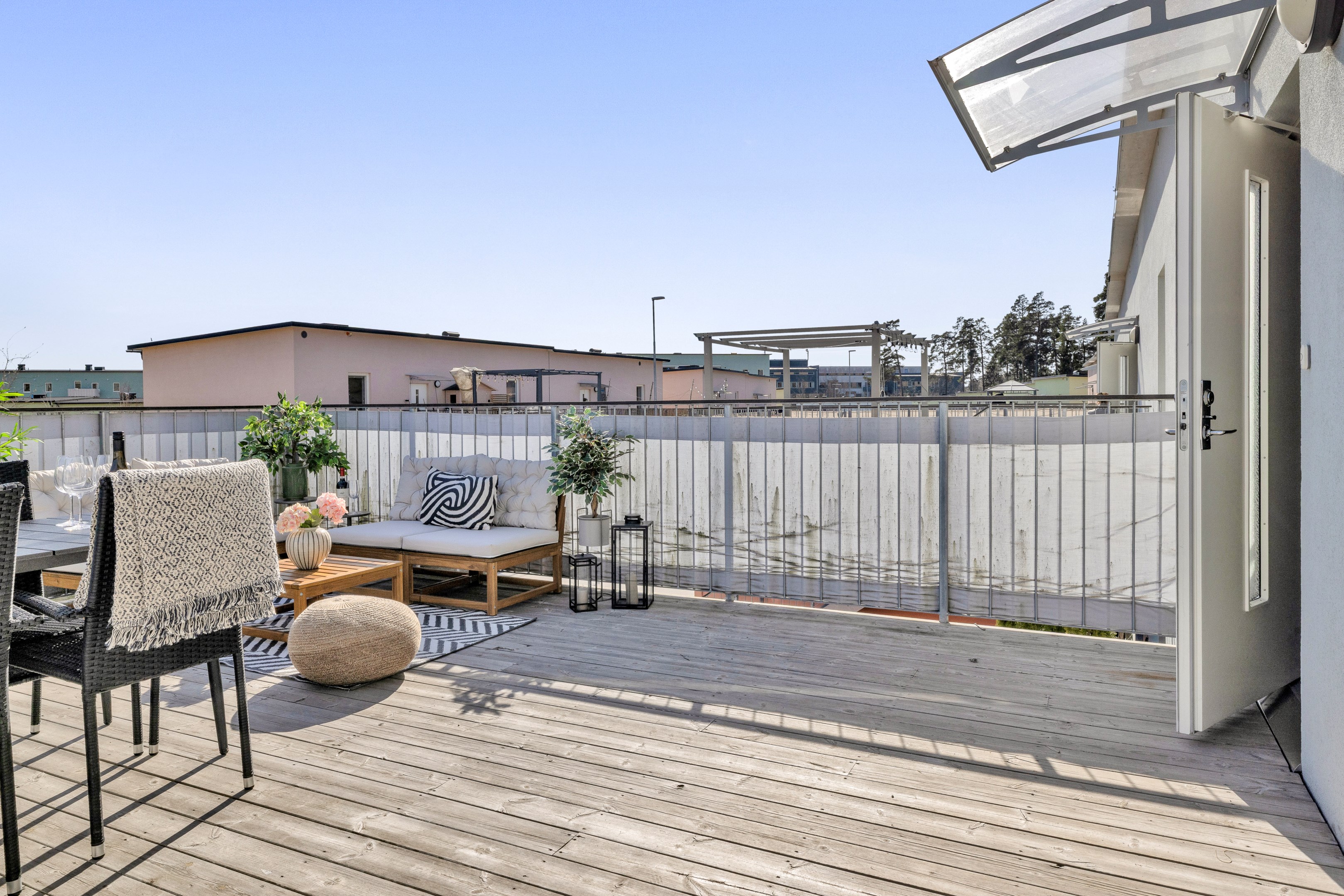 Bostadsbild från Opalvägen 53, Till salu i Herrhagen, Uppsala