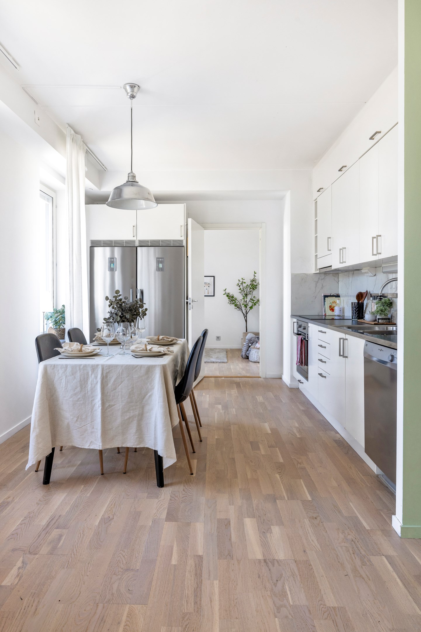 Bostadsbild från Opalvägen 53, Till salu i Herrhagen, Uppsala