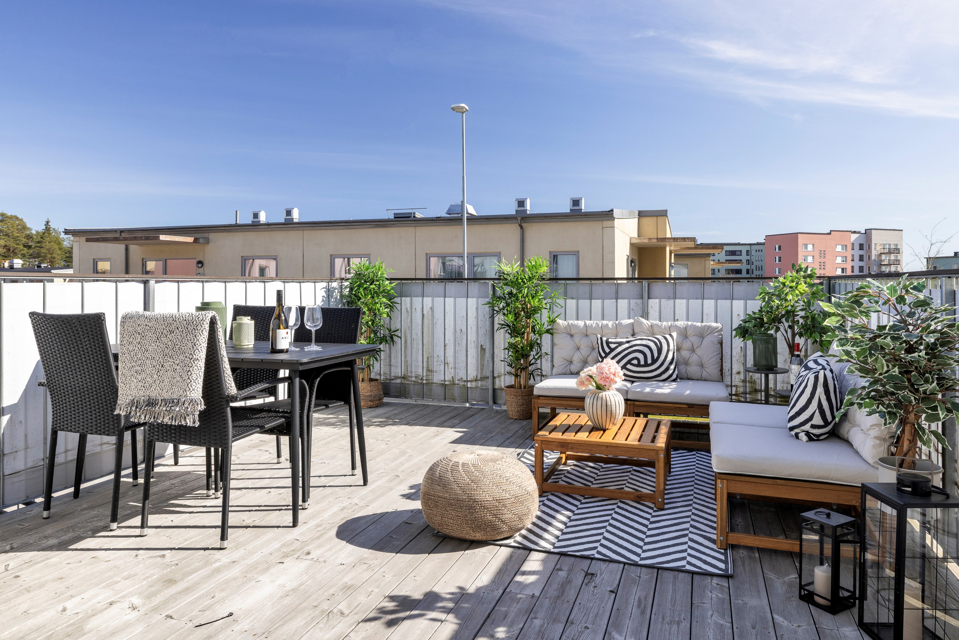 Bostadsbild från Opalvägen 53, Till salu i Herrhagen, Uppsala