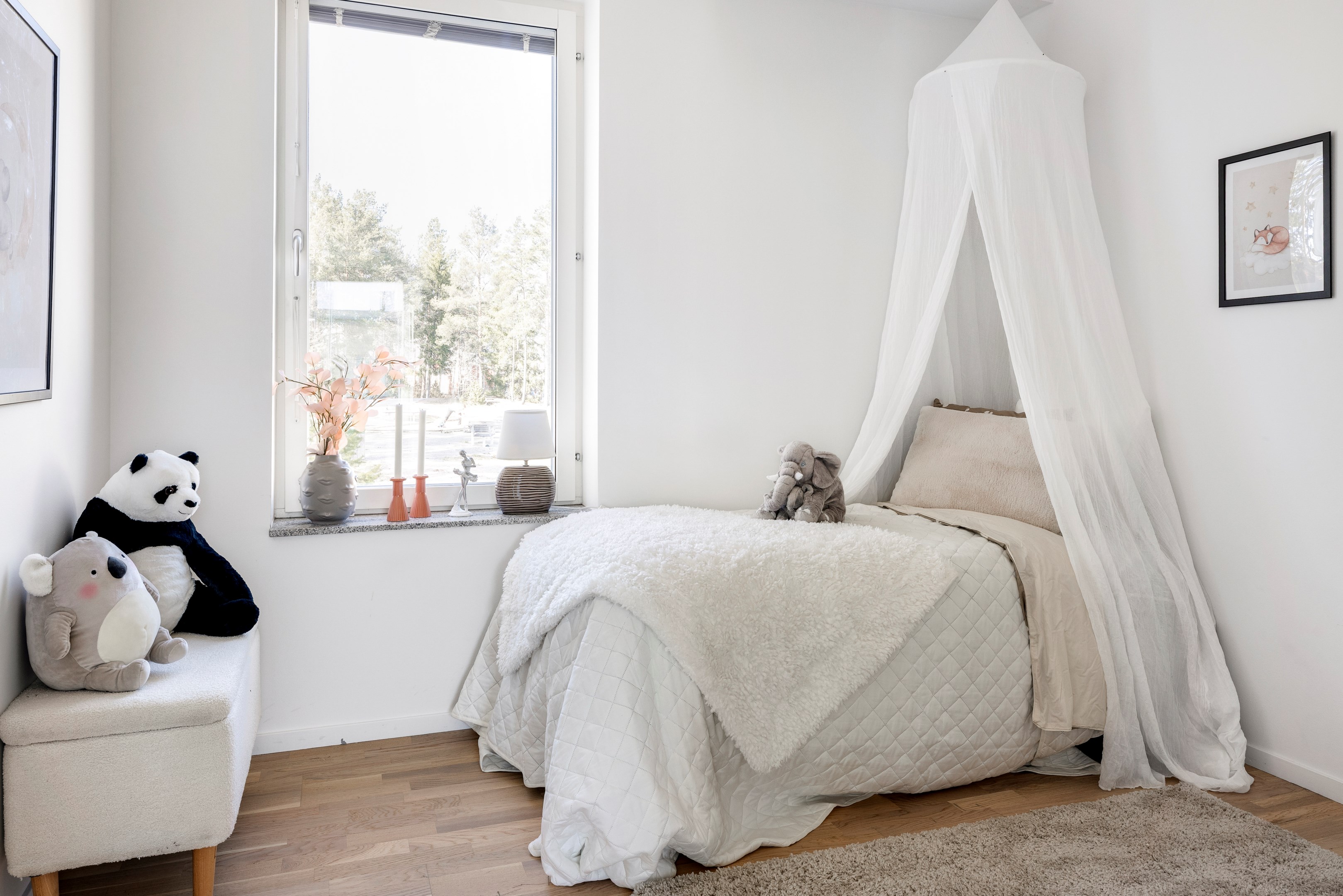Bostadsbild från Opalvägen 53, Till salu i Herrhagen, Uppsala