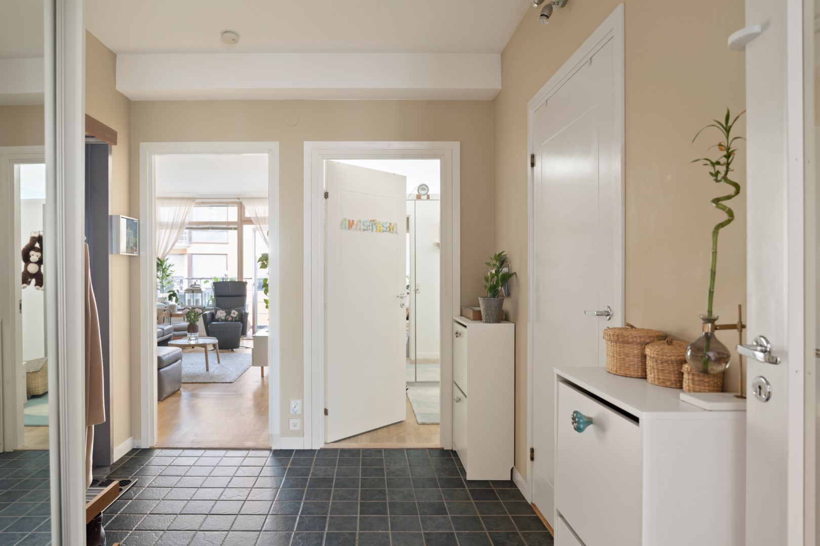 Bostadsbild från Sickla Kanalgata 23, 3tr, Såld i Hammarby Sjöstad, Stockholm