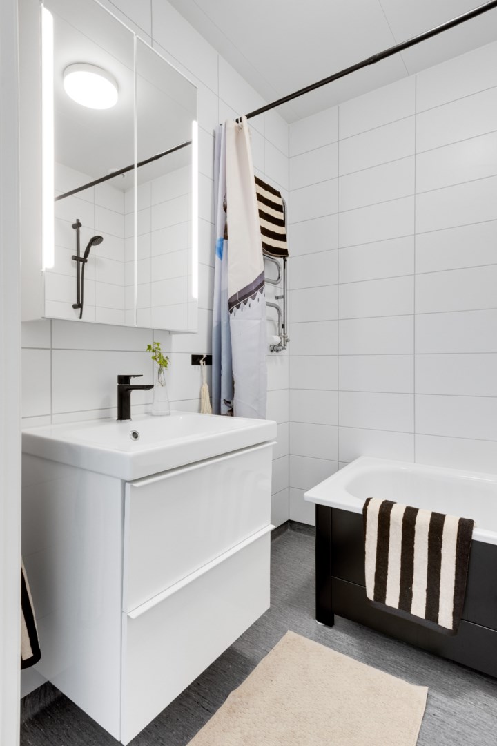 Bostadsbild från Plugghakevägen 17, Såld i Gunsta, Uppsala