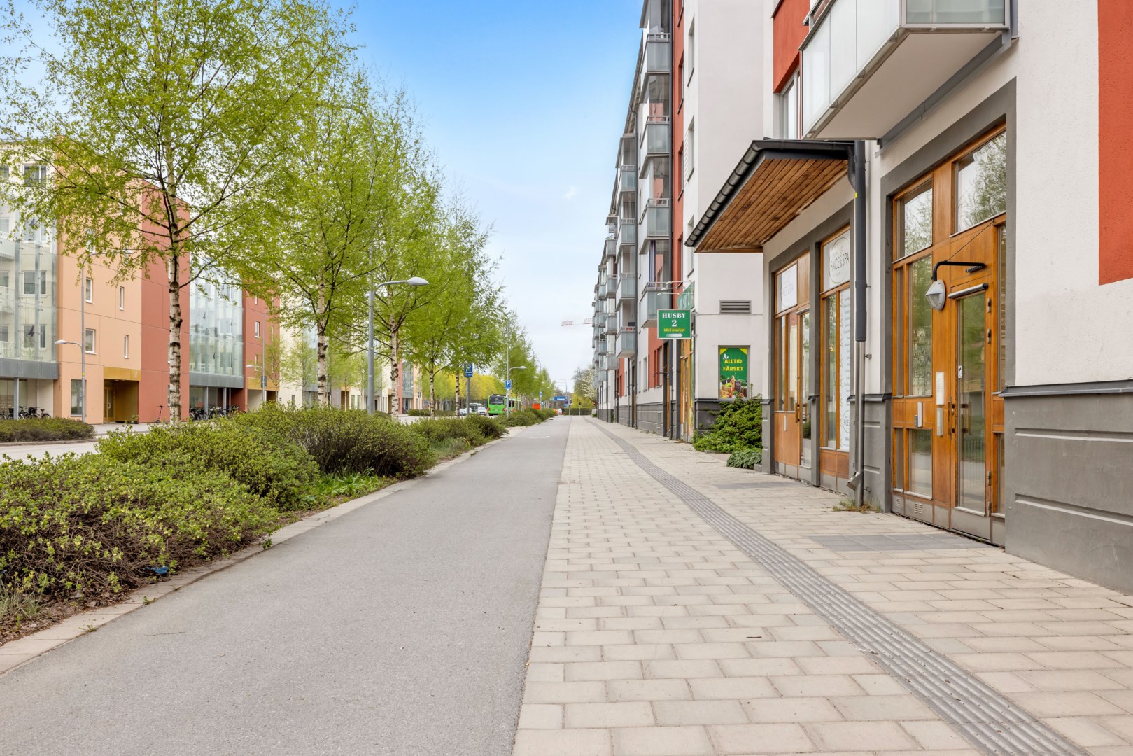 Bostadsbild från Råbyvägen 42B, Såld i Kvarngärdet, Uppsala