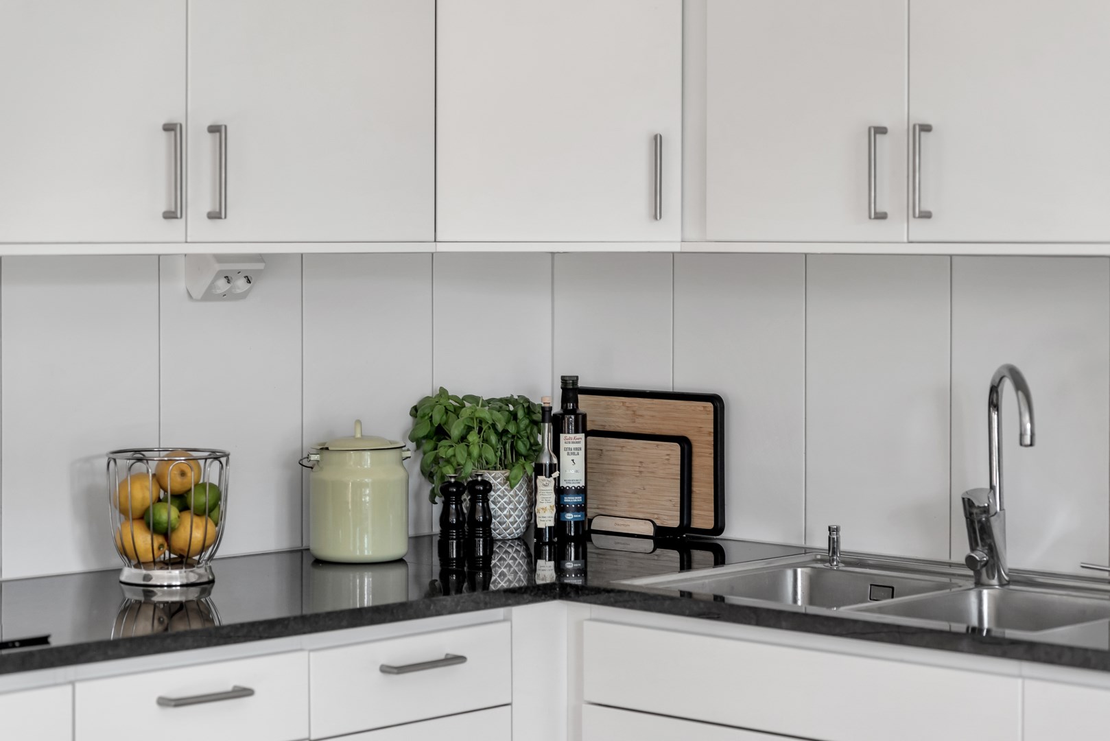 Bostadsbild från Östra Ågatan 109, Såld i Kungsängen, Uppsala