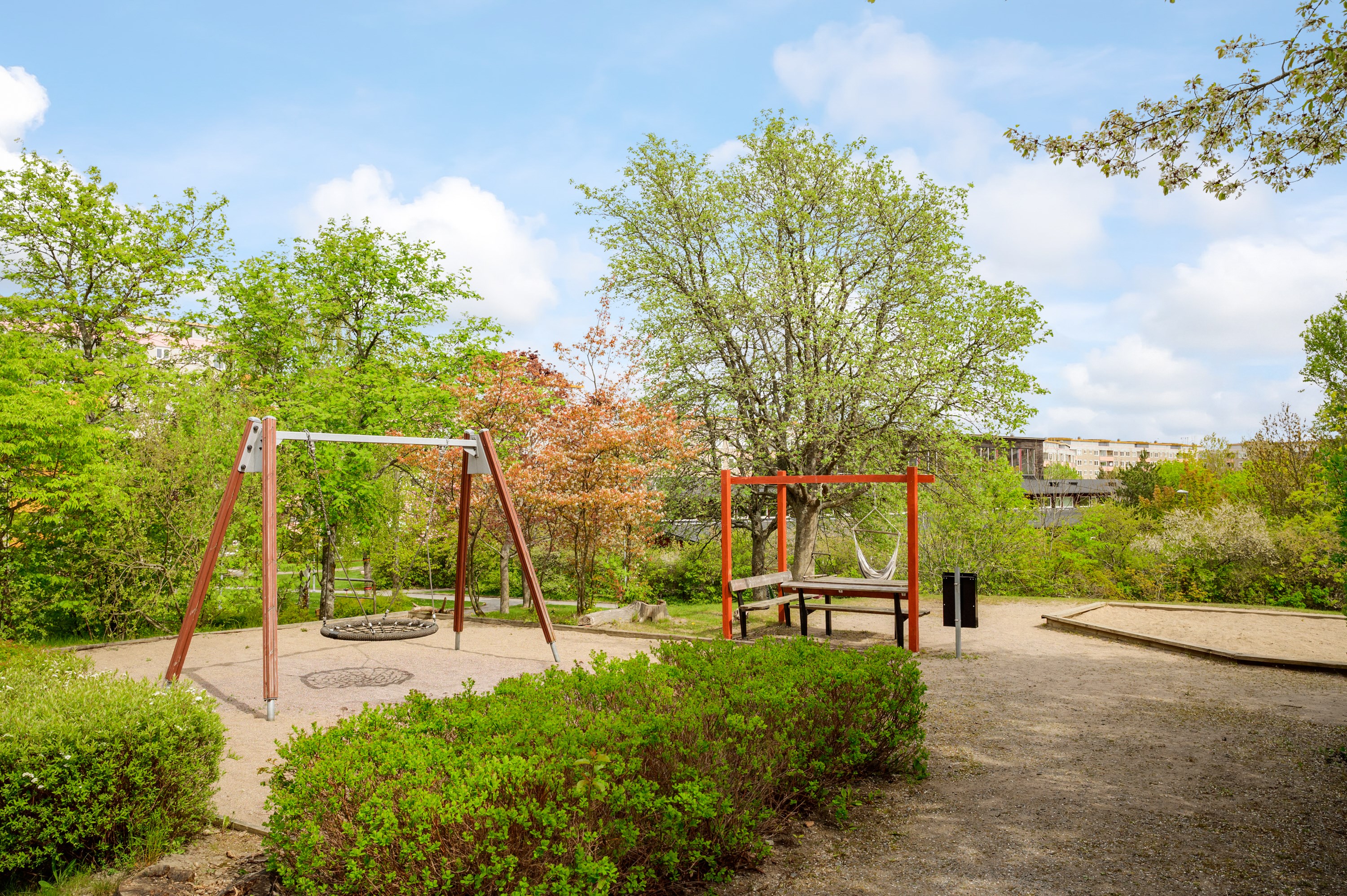 Bostadsbild från Henriksdalsringen 61, Såld i Henriksdalsberget, Nacka