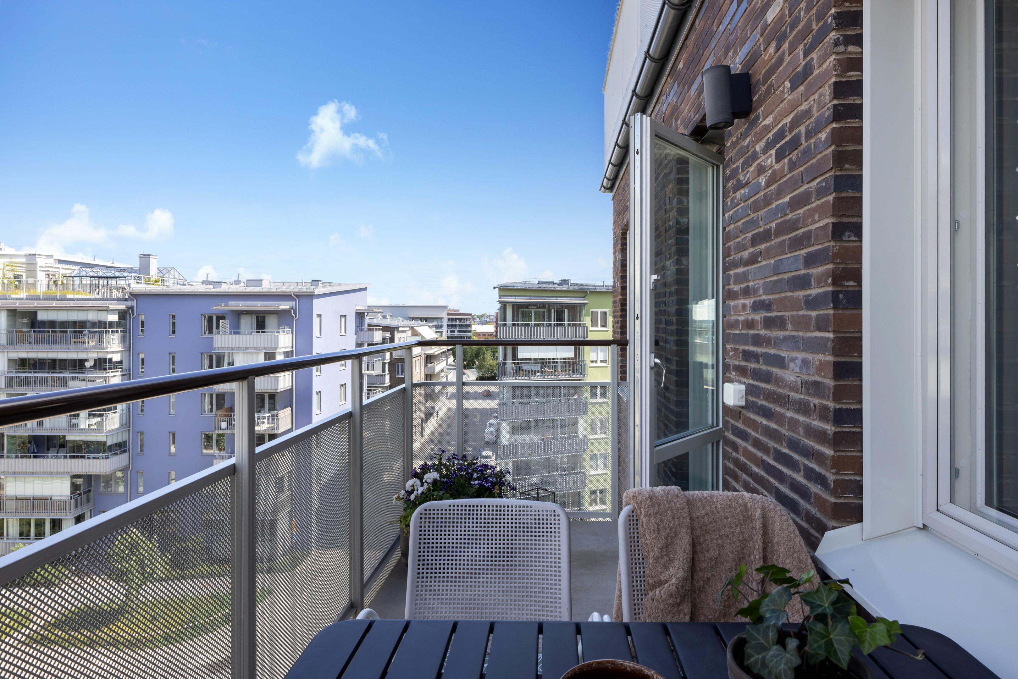 Bostadsbild från Skyttelgatan 14, Såld i Kungsängen, Uppsala