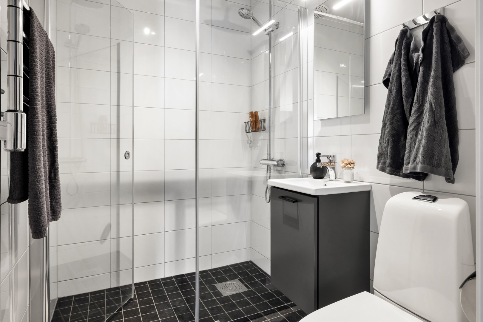 Bostadsbild från Skyttelgatan 14, Såld i Kungsängen, Uppsala