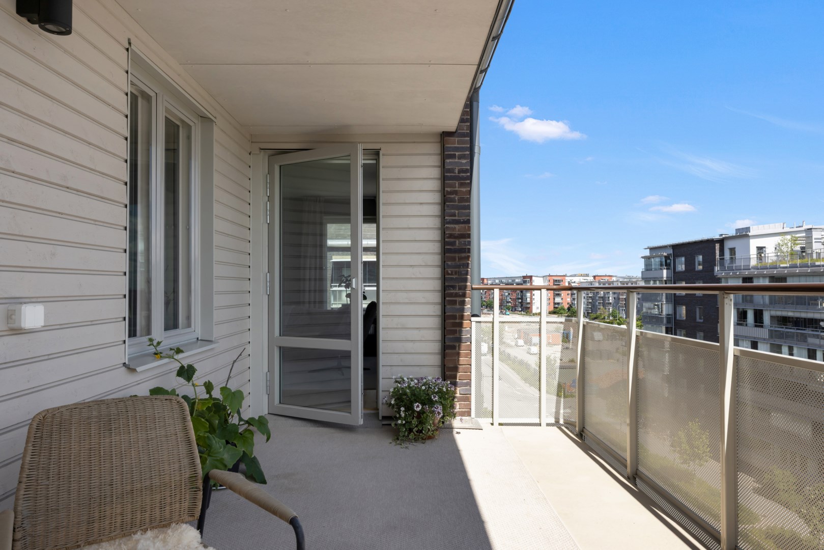 Bostadsbild från Skyttelgatan 14, Såld i Kungsängen, Uppsala