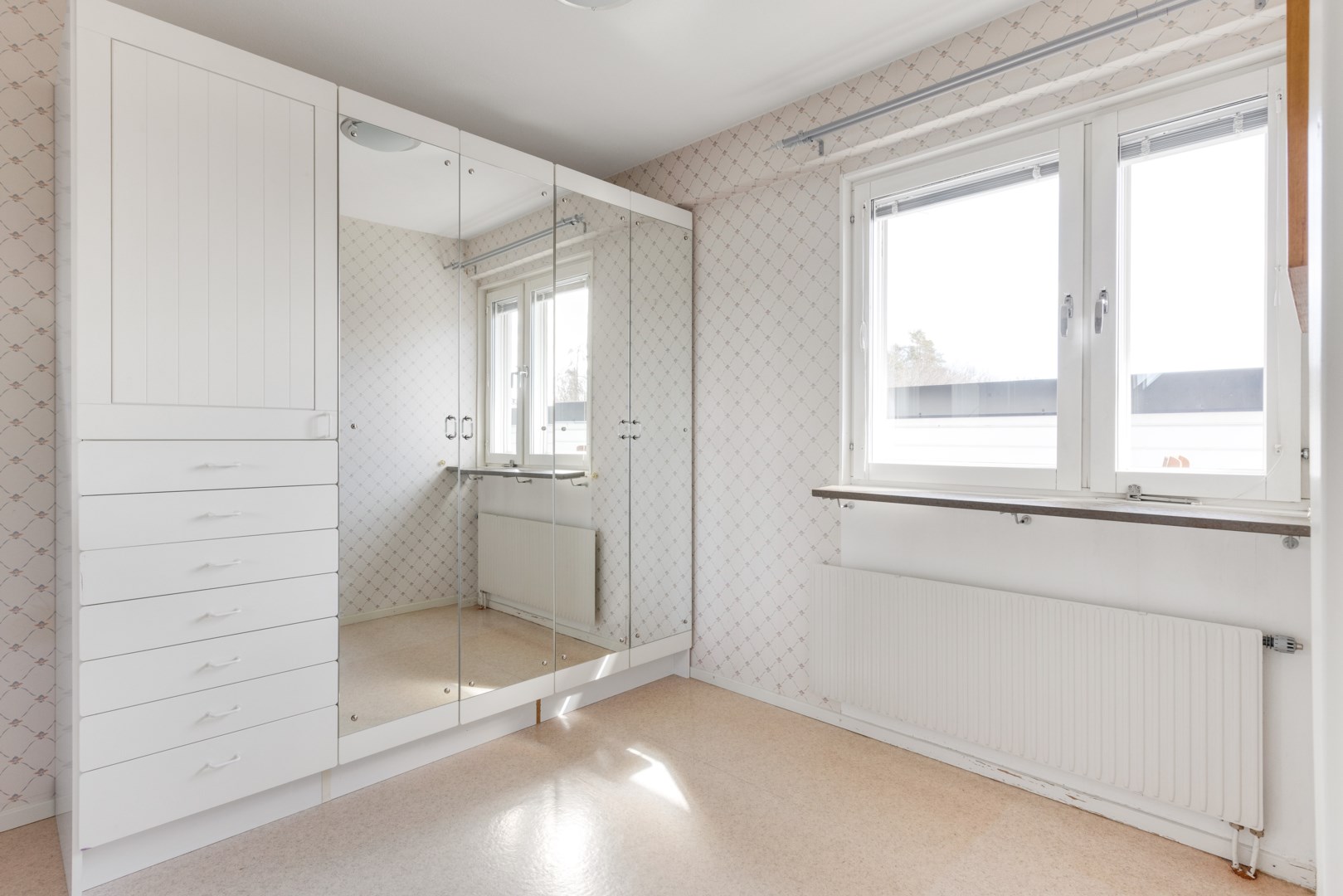 Bostadsbild från Lings väg 76, Såld i Ling, Uppsala