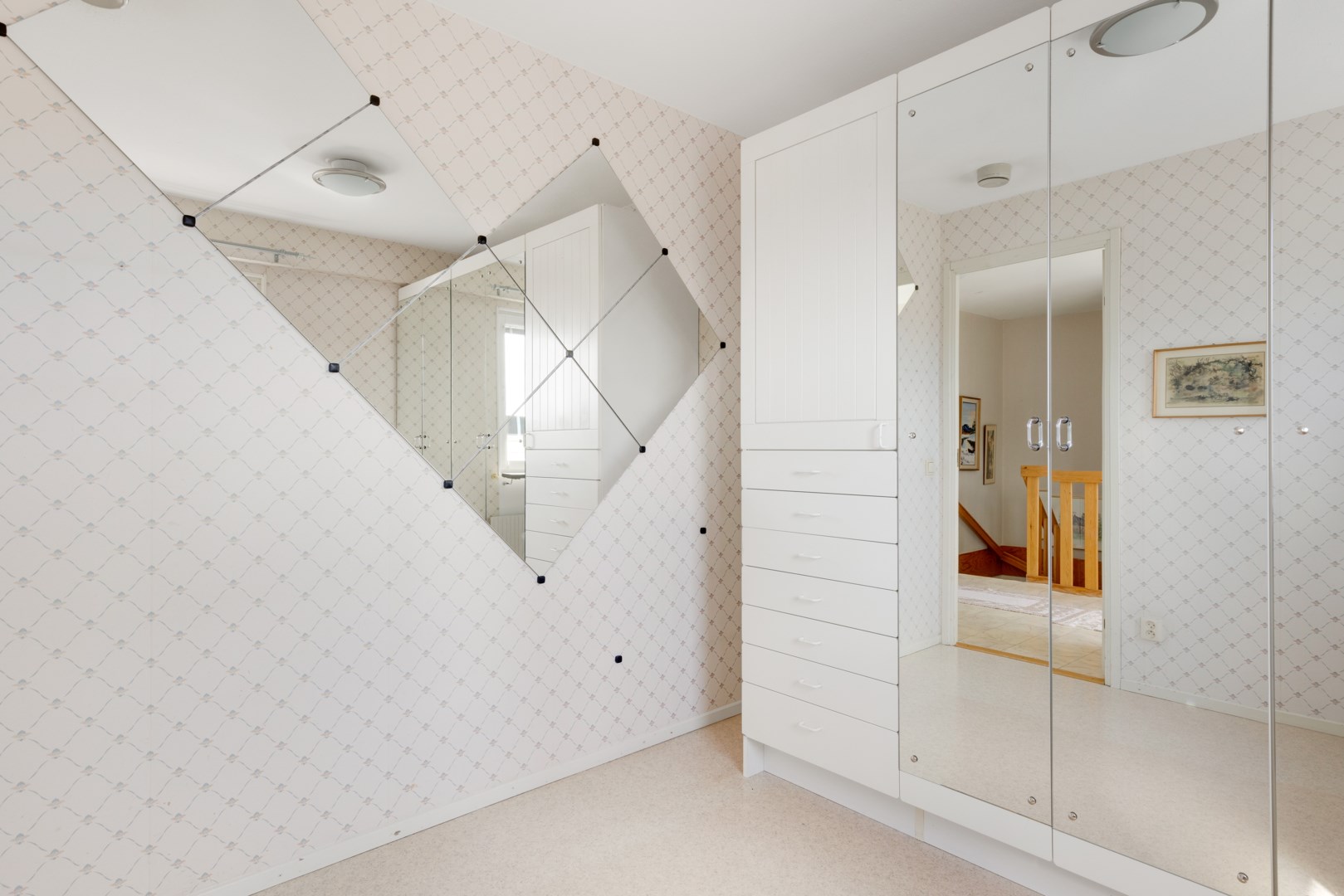 Bostadsbild från Lings väg 76, Såld i Ling, Uppsala