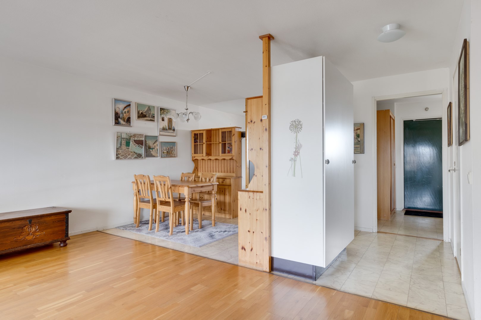 Bostadsbild från Lings väg 76, Såld i Ling, Uppsala