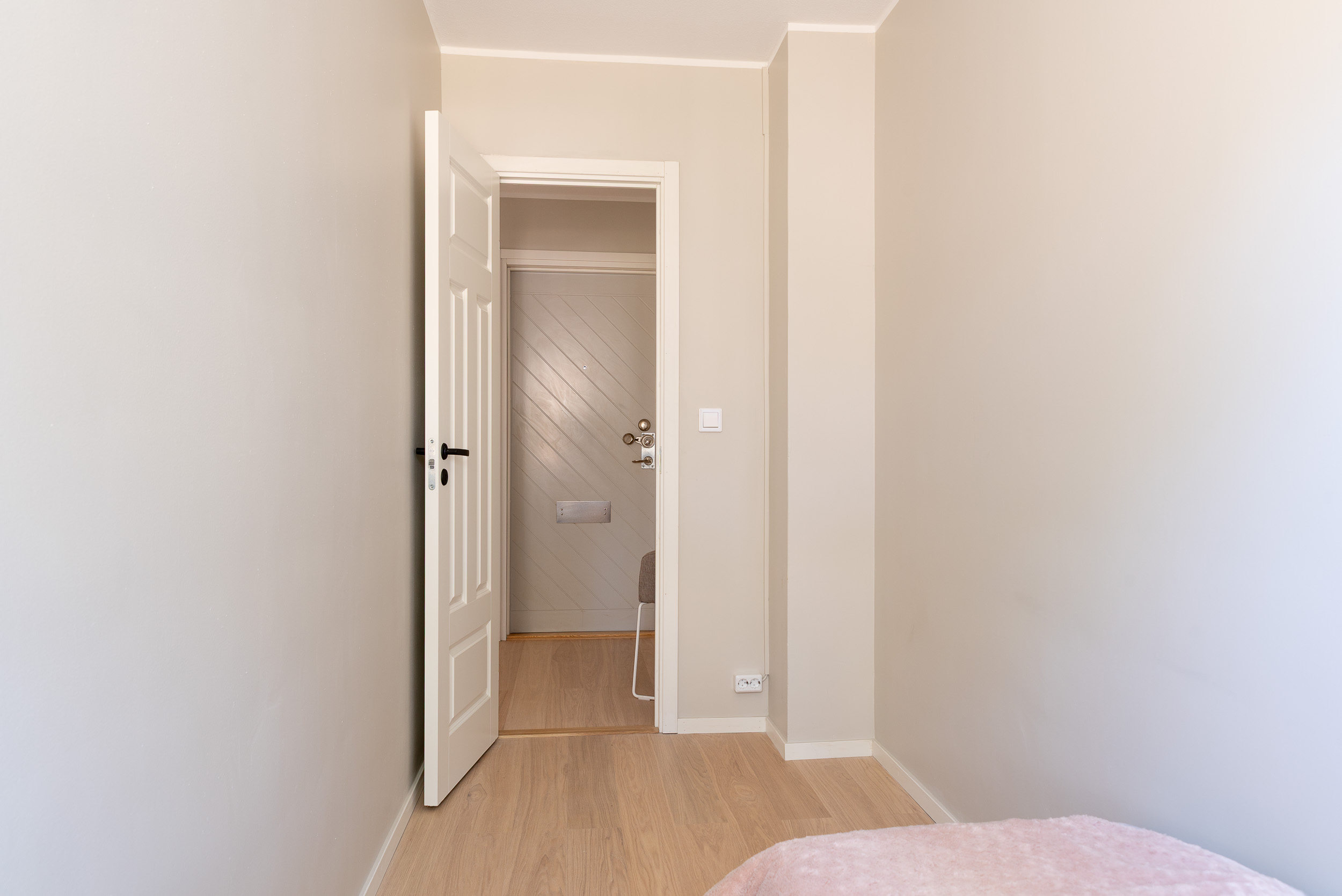 Bostadsbild från Morkullegatan 20, Såld i Råby, Västerås