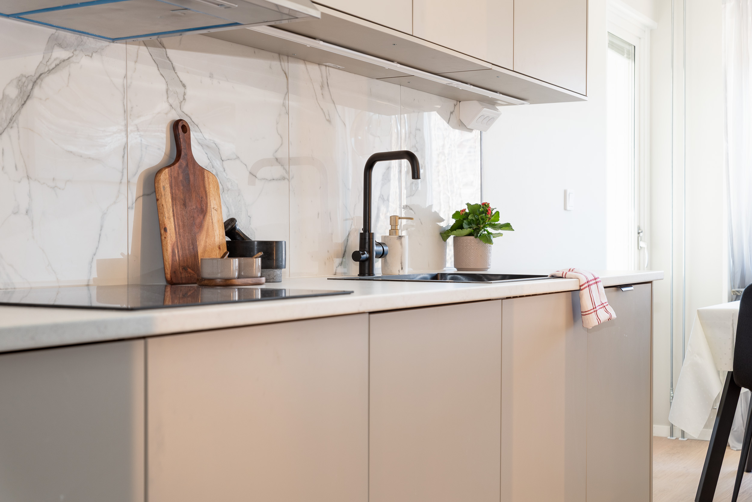 Bostadsbild från Morkullegatan 20, Såld i Råby, Västerås