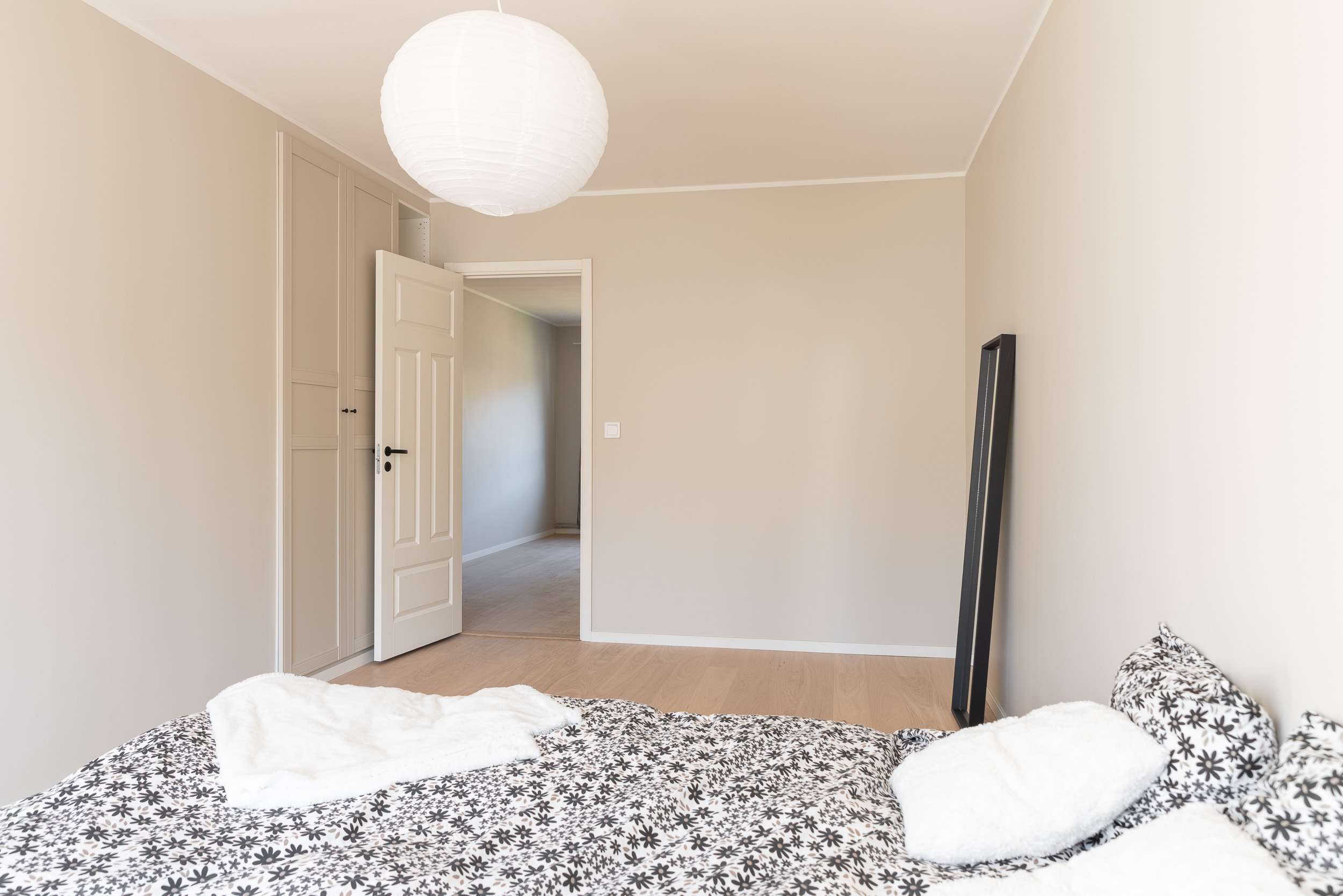 Bostadsbild från Morkullegatan 20, Såld i Råby, Västerås