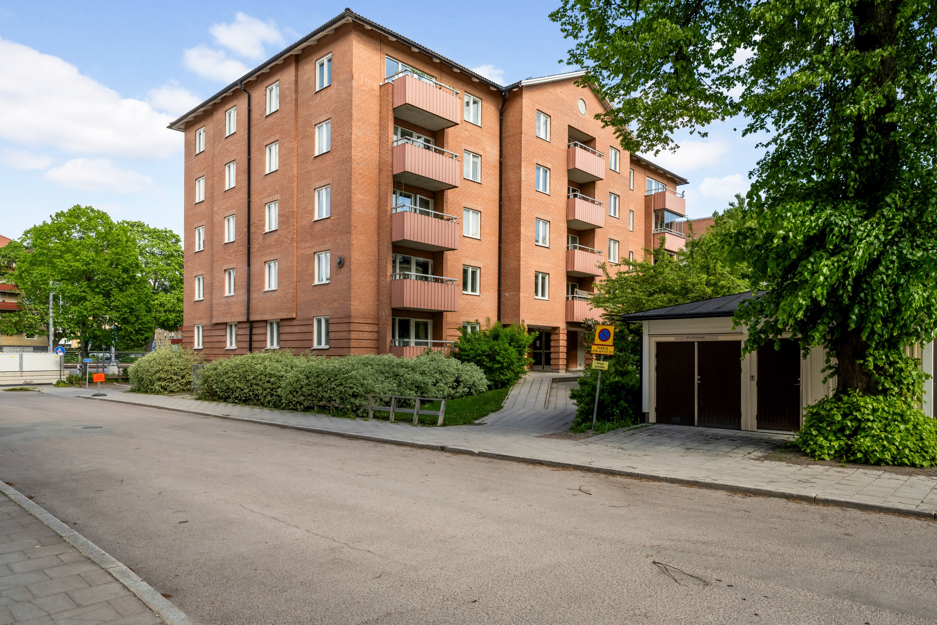 Bostadsbild från Linnégatan 19, Till salu i Centrum, Uppsala