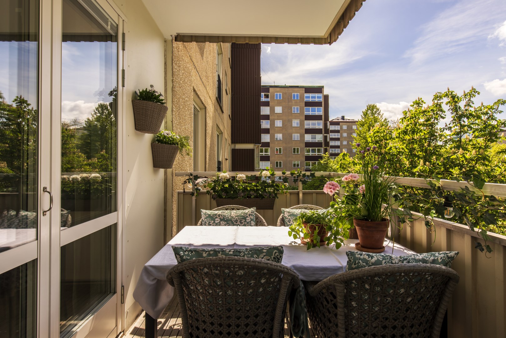 Bostadsbild från Edinsvägen 11, Såld i Ektorp, Nacka