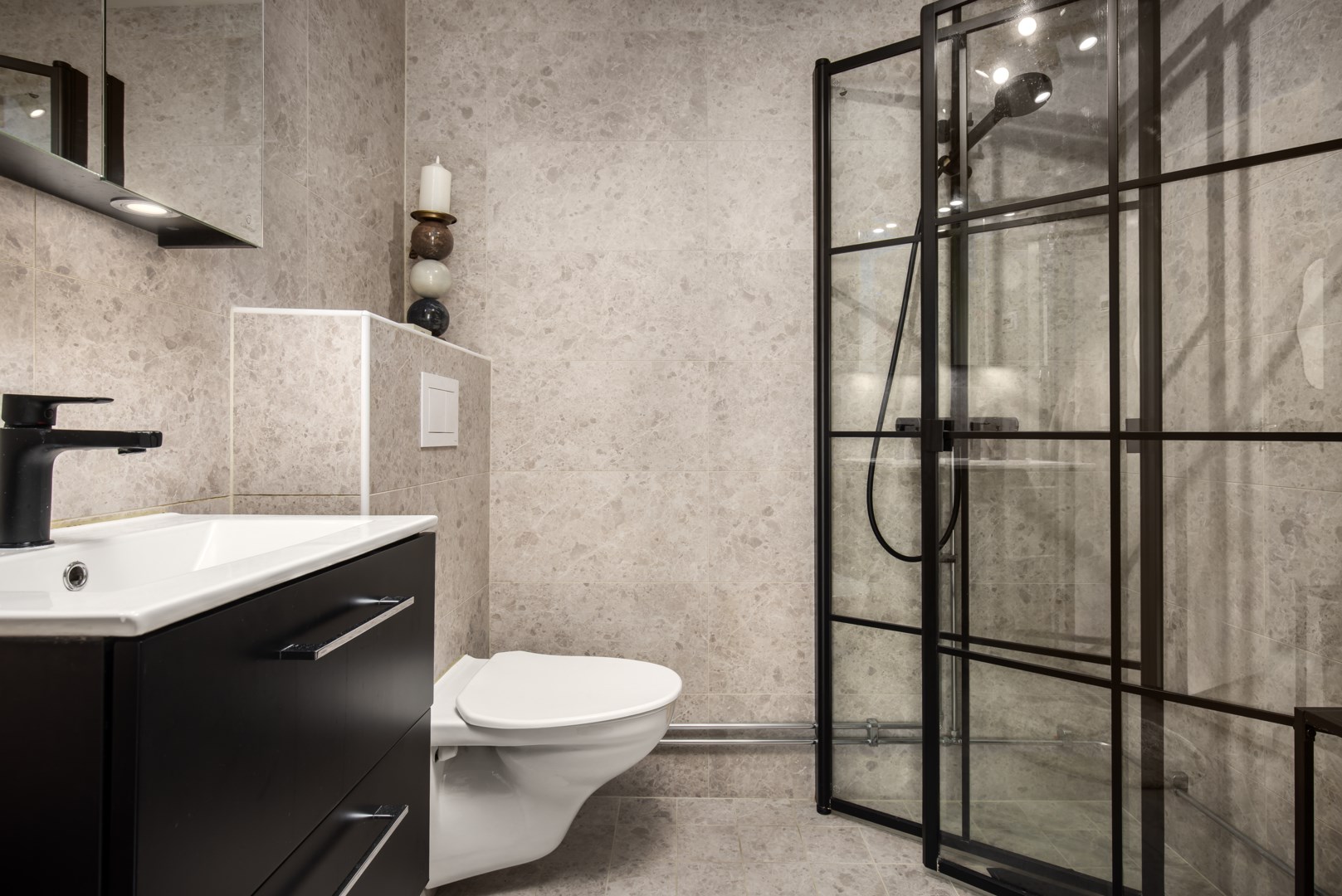 Bostadsbild från Edinsvägen 11, Såld i Ektorp, Nacka