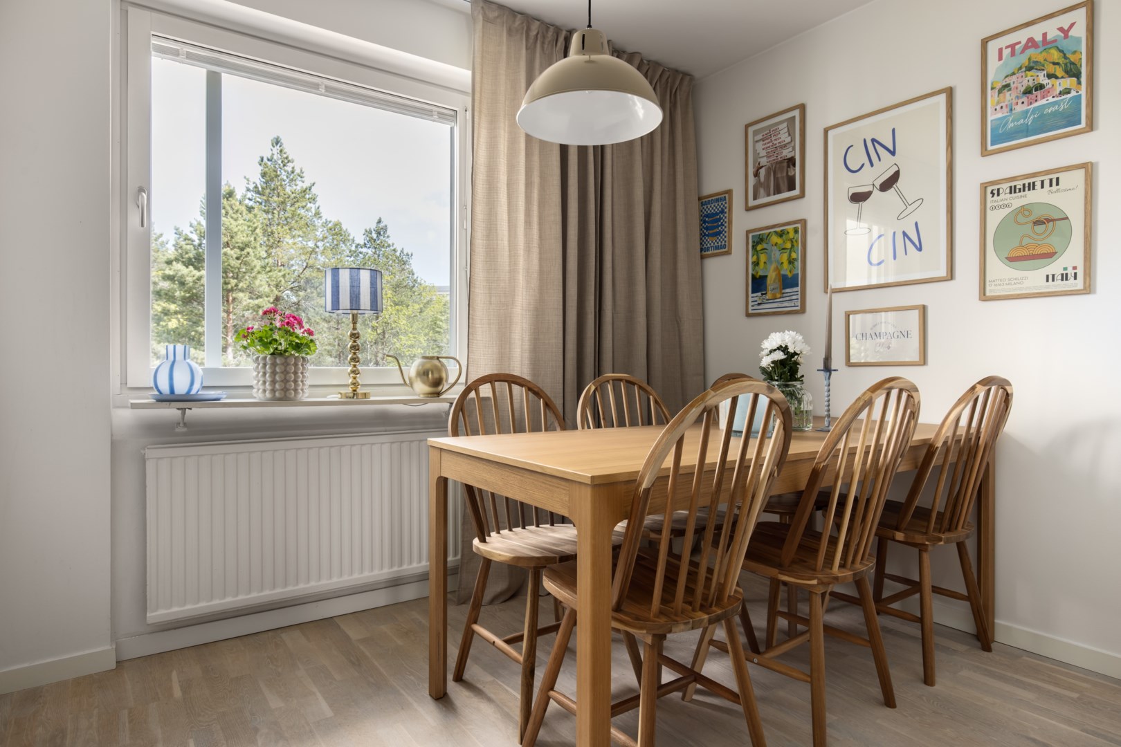 Bostadsbild från Per Hallströms Väg 6, Såld i Nacka Forum, Nacka