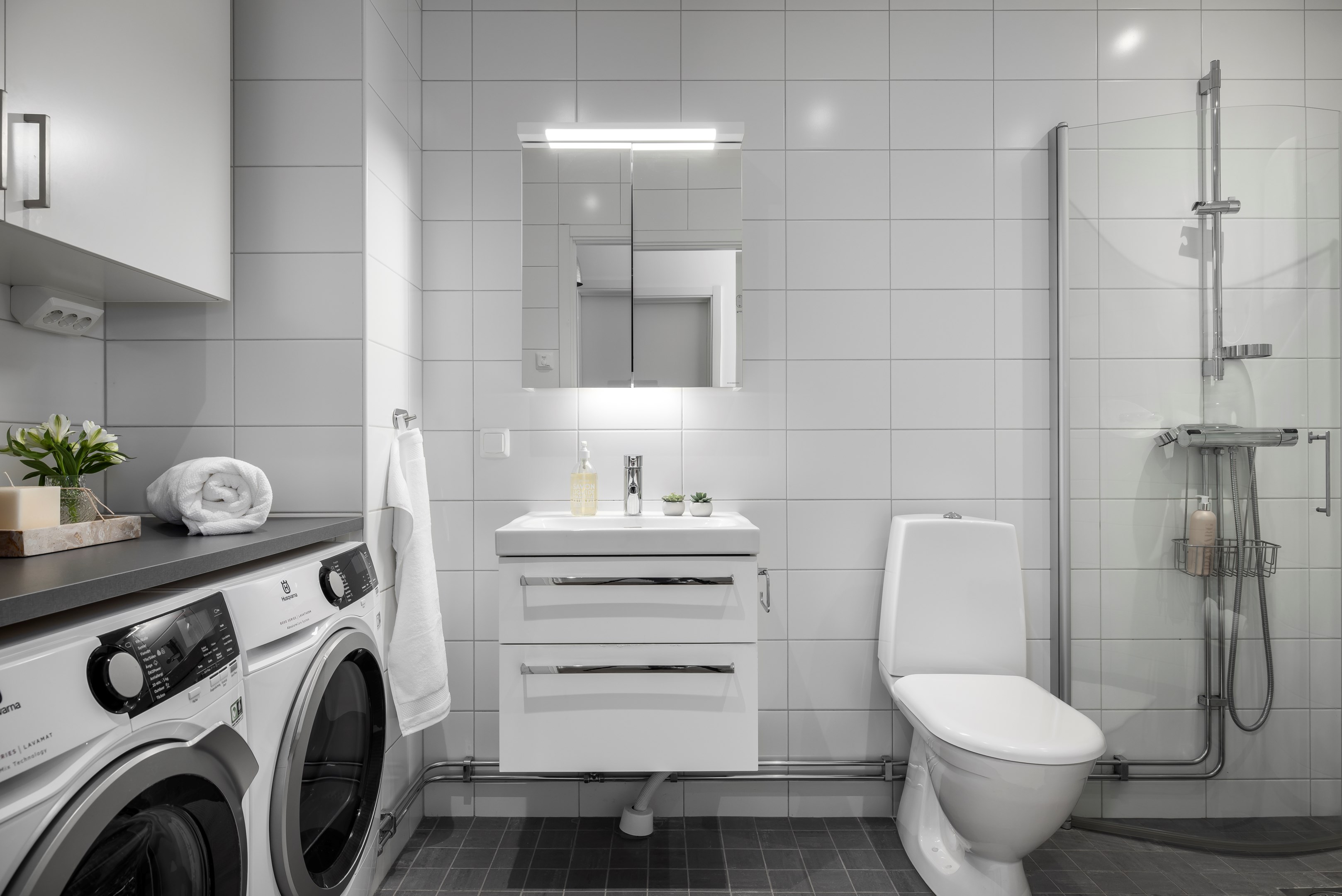 Bostadsbild från Tollare kaj 6, 4 tr, Såld i Tollare, Nacka