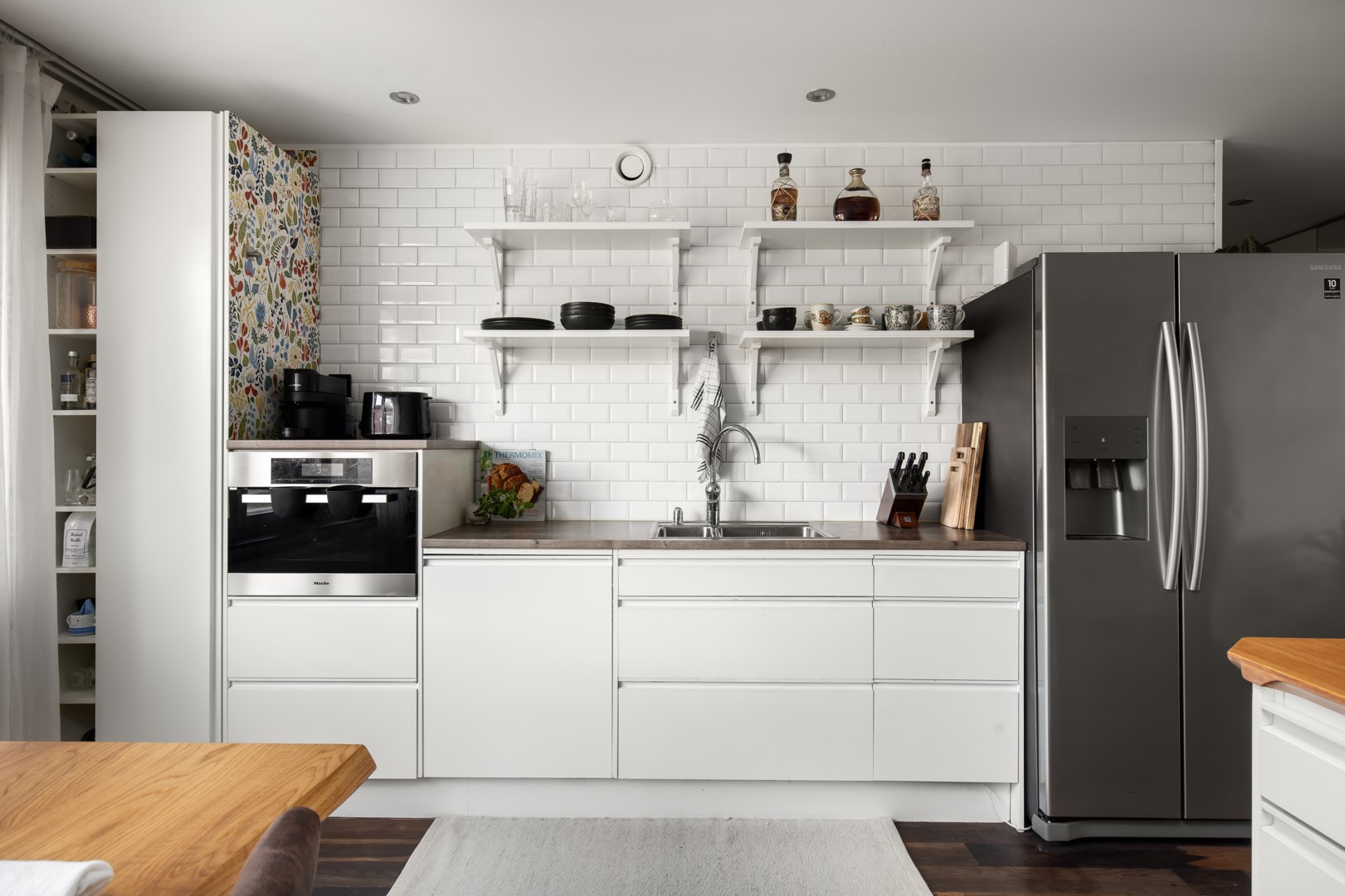 Bostadsbild från Ljuskärrsvägen 30, Såld i Ljuskärrsberget - Saltsjöbaden, Nacka