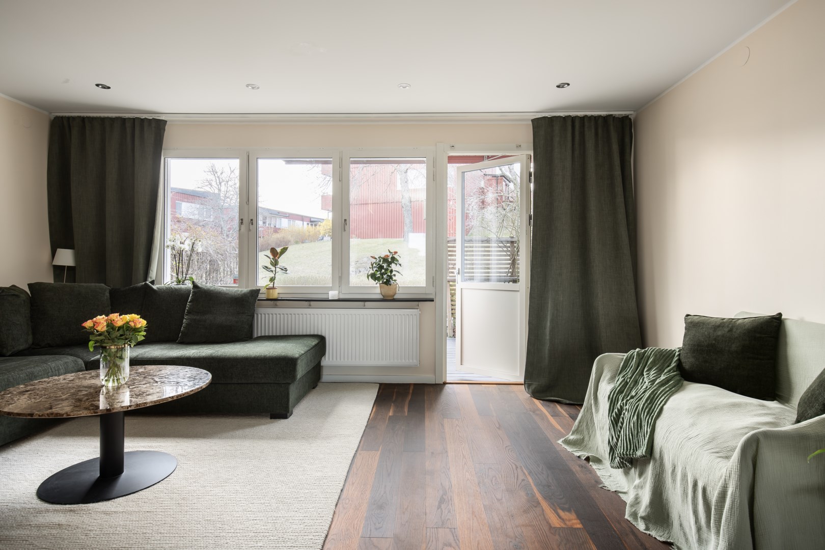 Bostadsbild från Ljuskärrsvägen 30, Såld i Ljuskärrsberget - Saltsjöbaden, Nacka