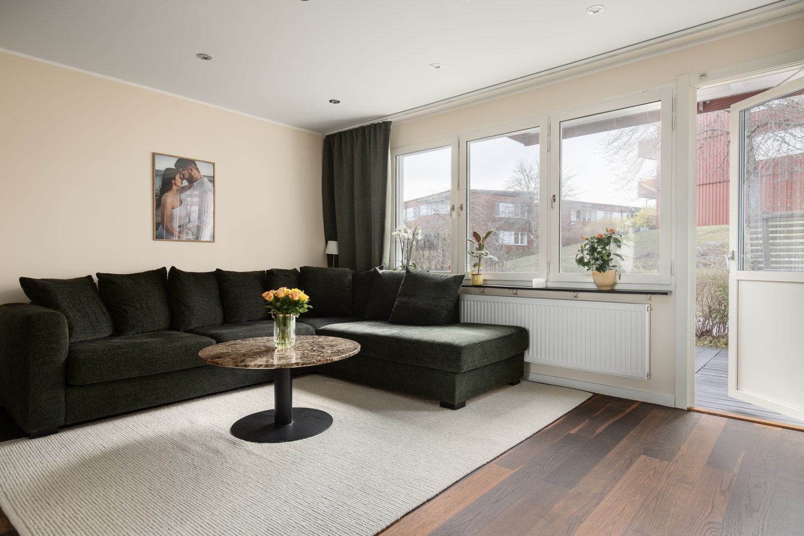 Bostadsbild från Ljuskärrsvägen 30, Såld i Ljuskärrsberget - Saltsjöbaden, Nacka