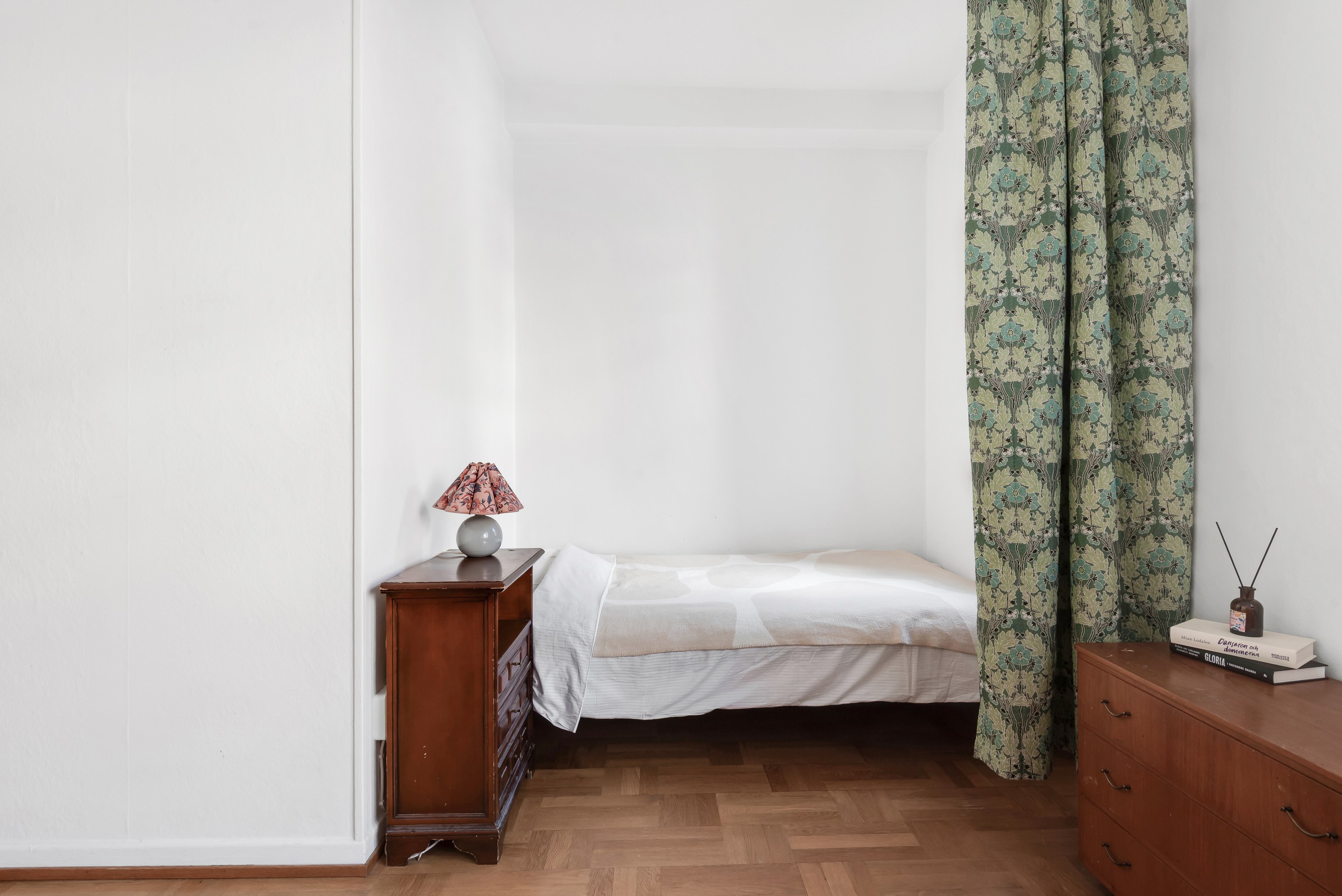 Bostadsbild från Sturegatan 16 B, Till salu i Luthagen, Uppsala