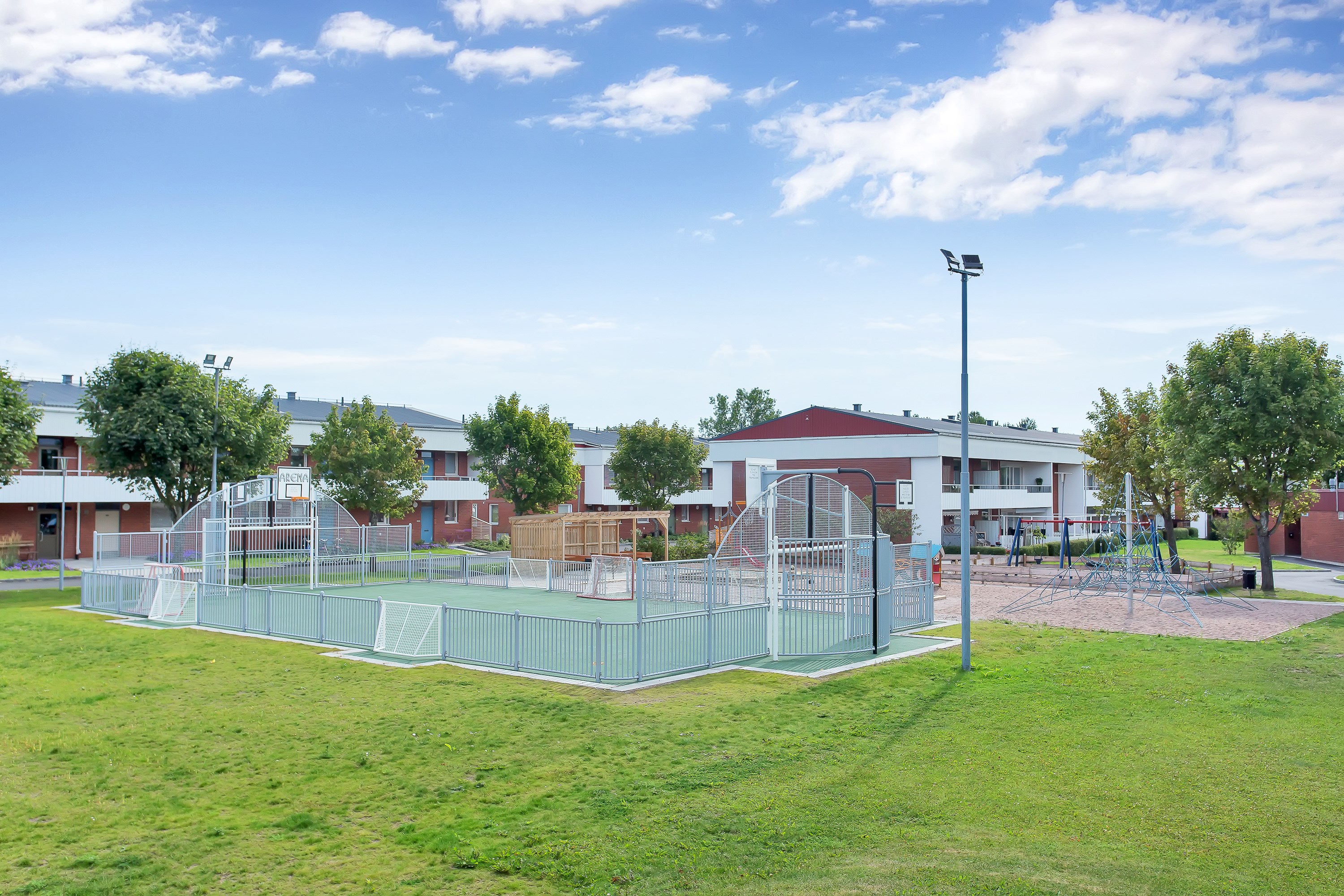 Bostadsbild från Fänkålsgatan 27, Såld i Årsta, Uppsala