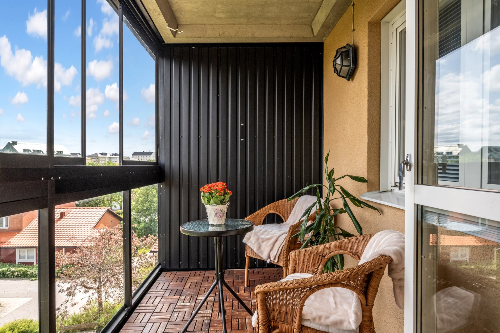 Bostadsbild från Lings väg 37, Såld i Ling, Uppsala