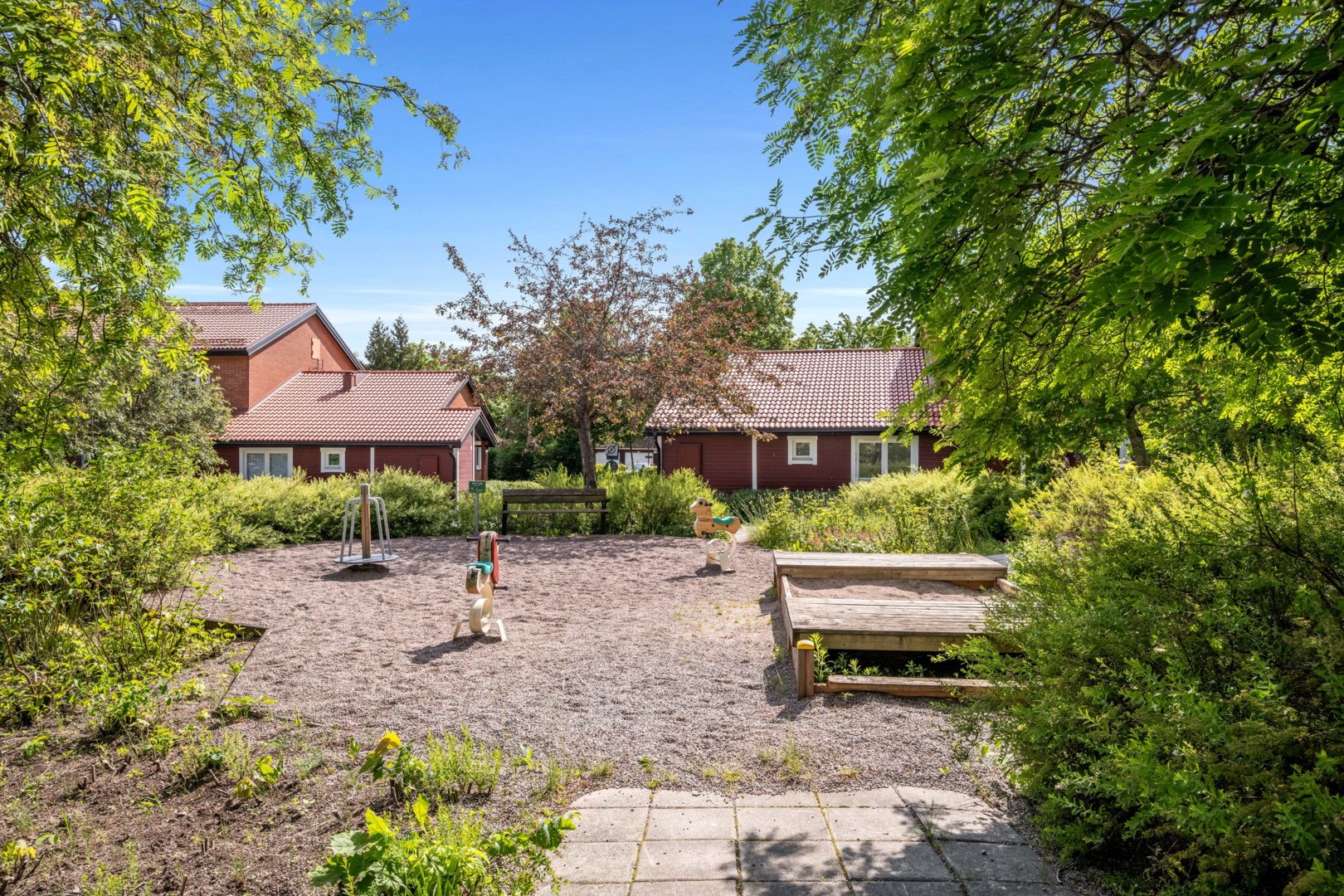 Bostadsbild från Lings väg 37, Såld i Ling, Uppsala