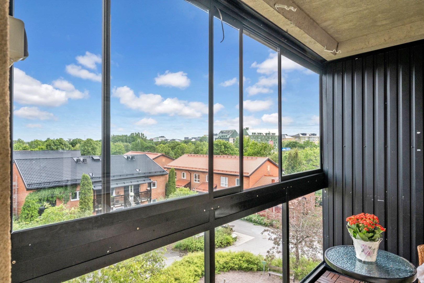 Bostadsbild från Lings väg 37, Såld i Ling, Uppsala