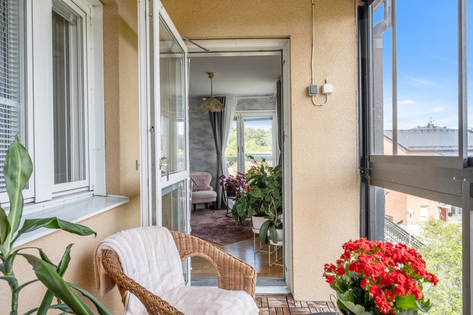 Bostadsbild från Lings väg 37, Såld i Ling, Uppsala