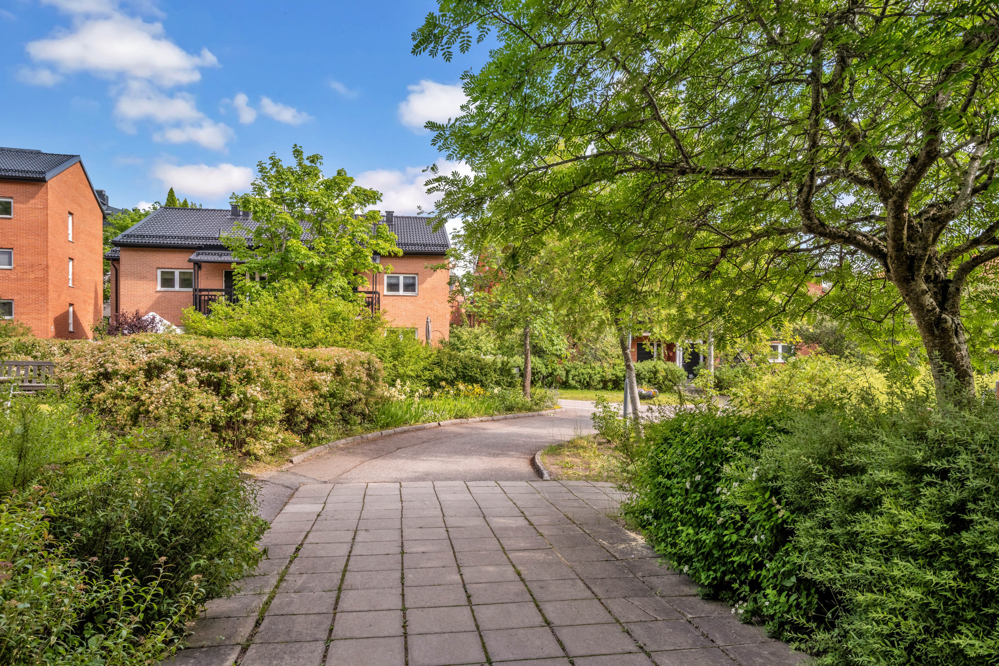 Bostadsbild från Lings väg 37, Såld i Ling, Uppsala