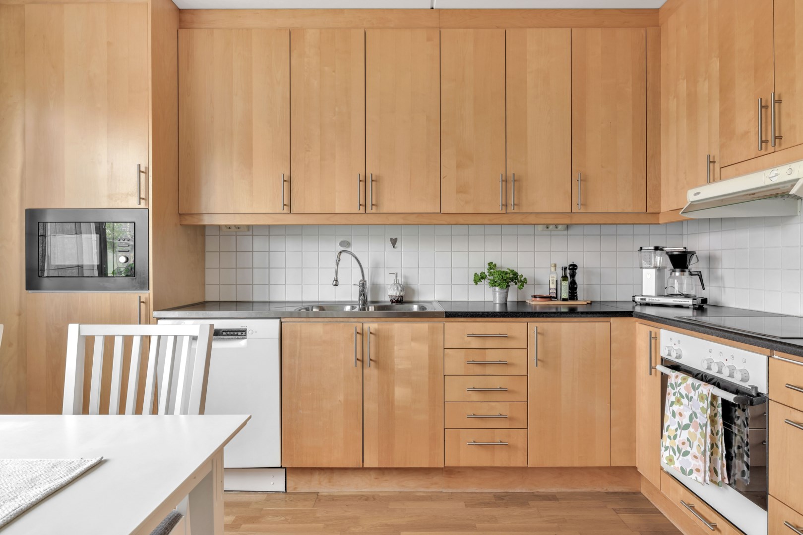 Bostadsbild från Hällbygatan 11, Såld i Luthagen, Uppsala