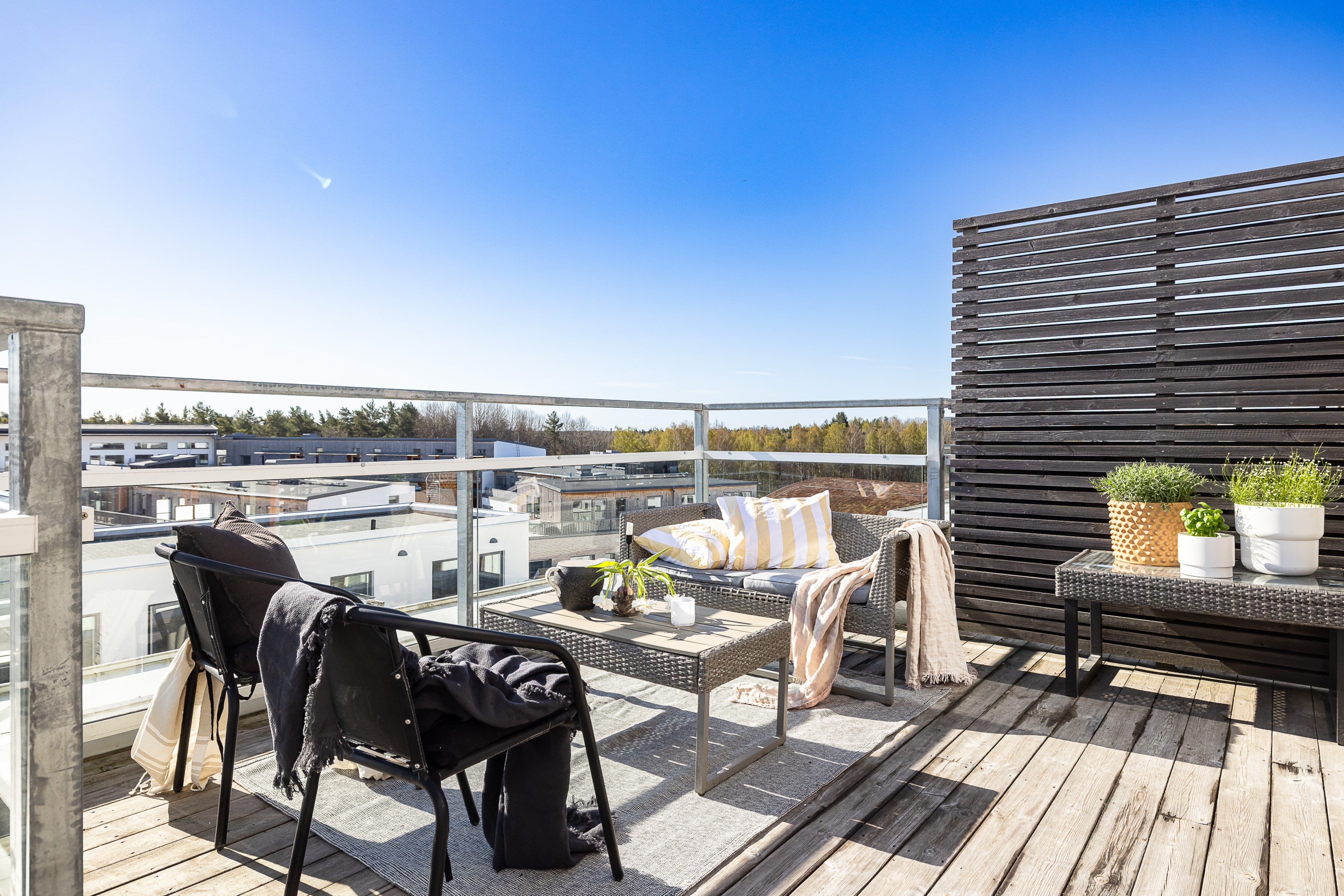 Bostadsbild från Rosendalsvägen 12, Såld i Rosendal, Uppsala