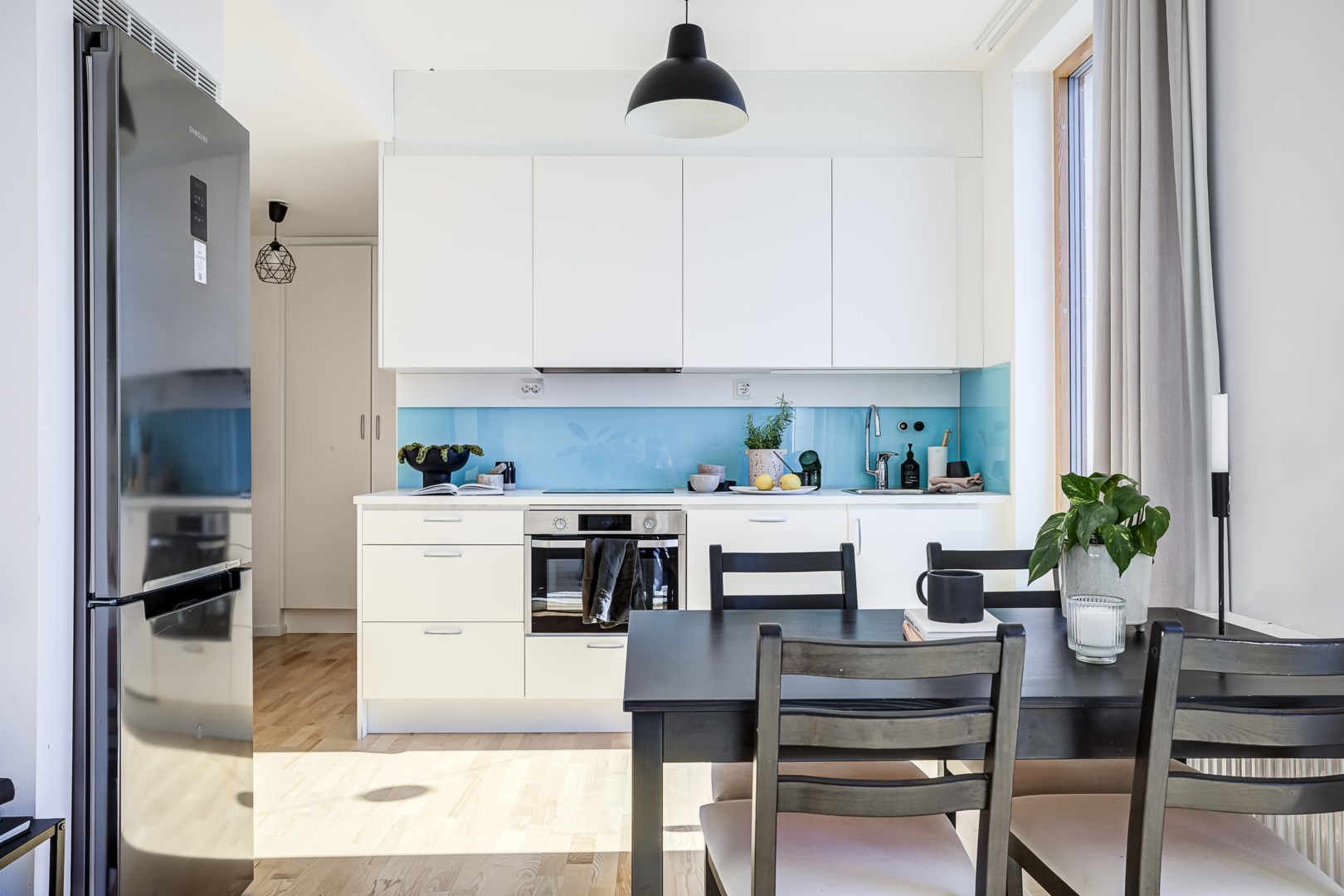 Bostadsbild från Rosendalsvägen 12, Såld i Rosendal, Uppsala