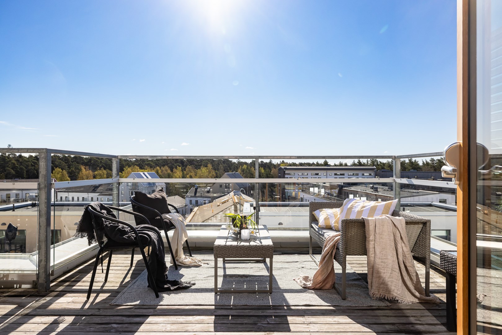 Bostadsbild från Rosendalsvägen 12, Såld i Rosendal, Uppsala