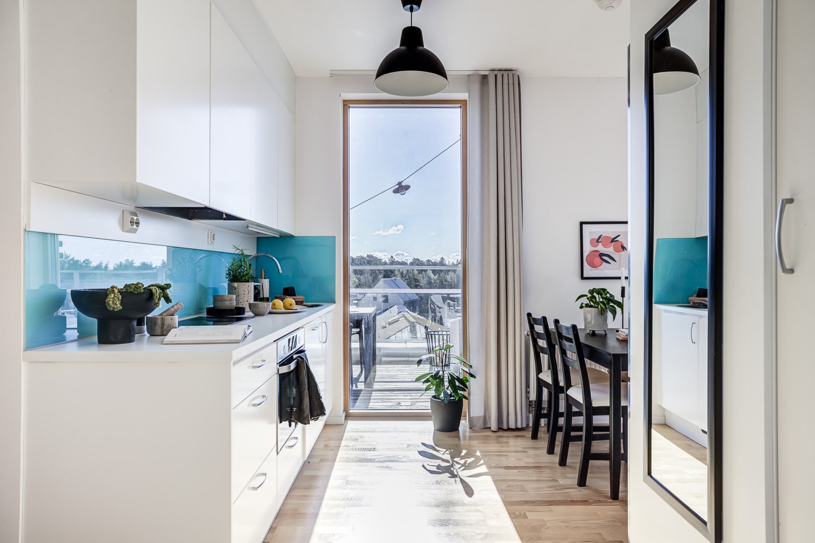 Bostadsbild från Rosendalsvägen 12, Såld i Rosendal, Uppsala