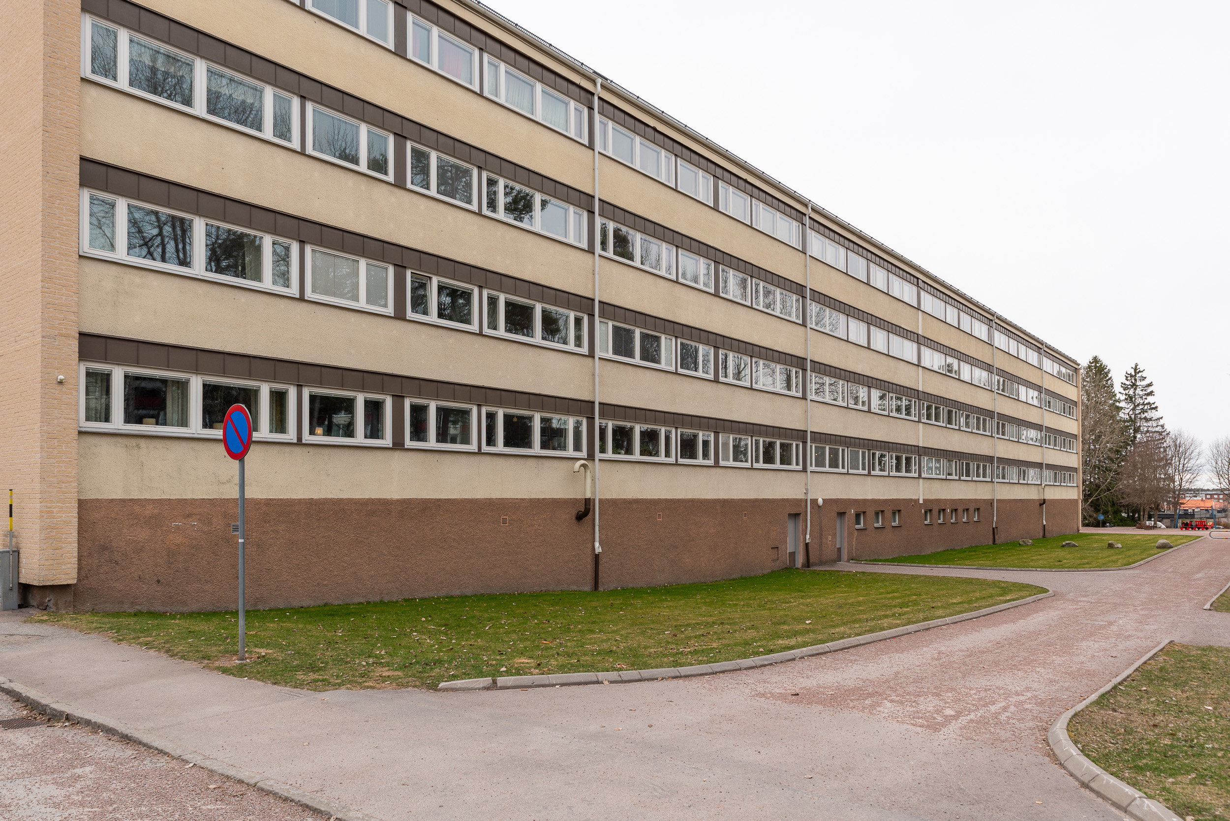 Bostadsbild från Norra skjutbanegatan 25A, Till salu i Haga, Västerås