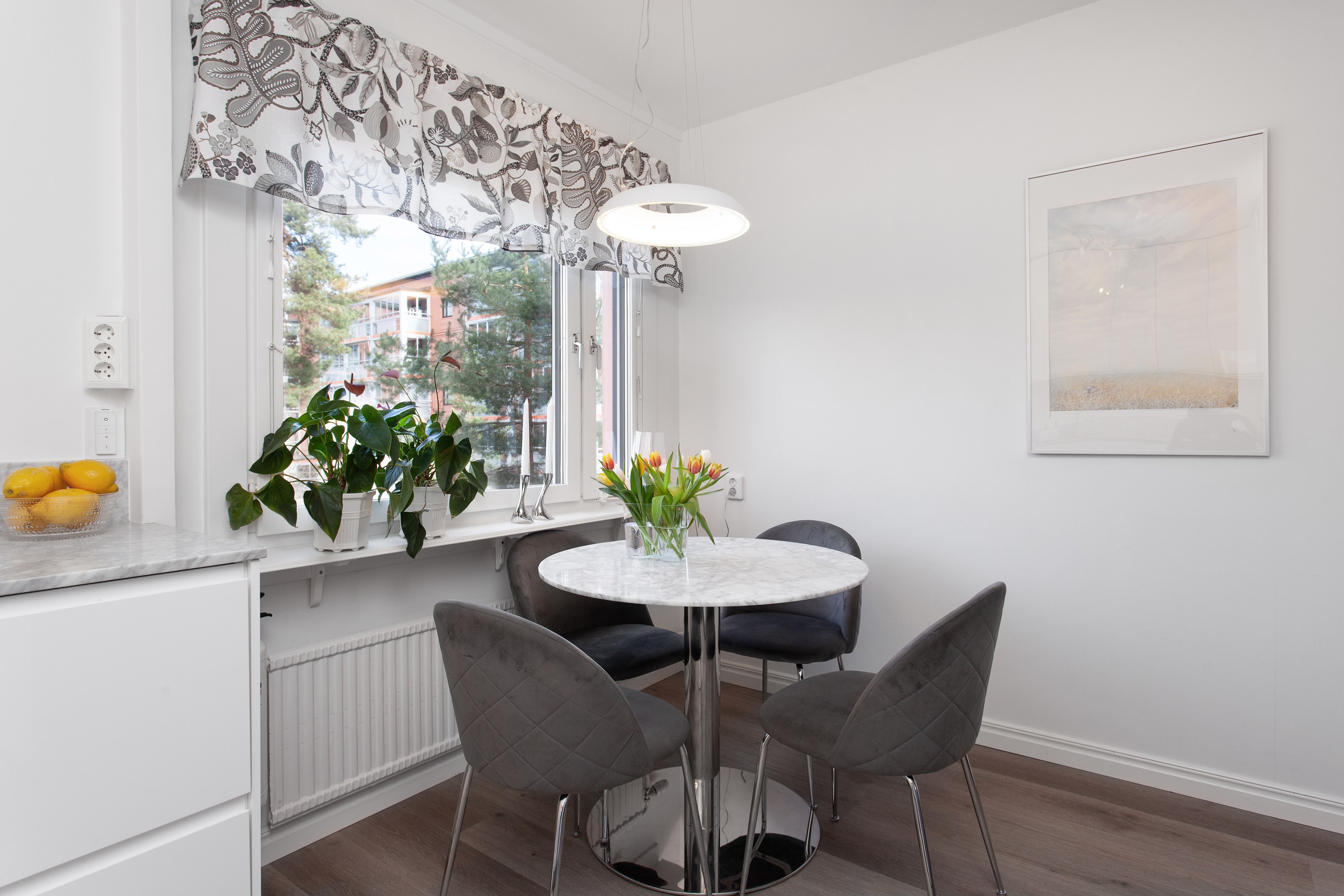 Bostadsbild från Rådjursstigen 26, 2 tr, Såld i Bergshamra, Solna