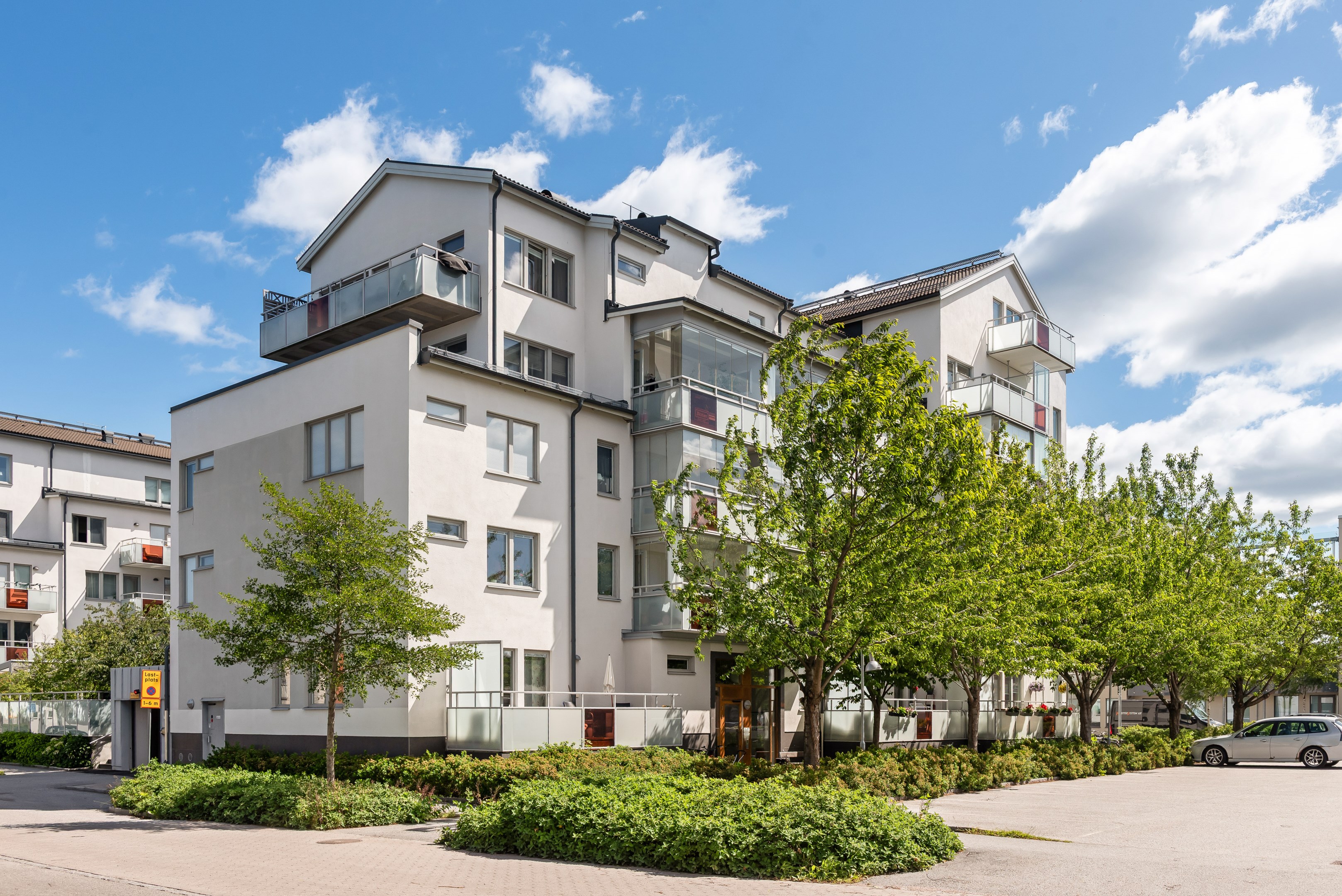 Bostadsbild från Råbyvägen 20, Såld i Kapellgärdet, Uppsala