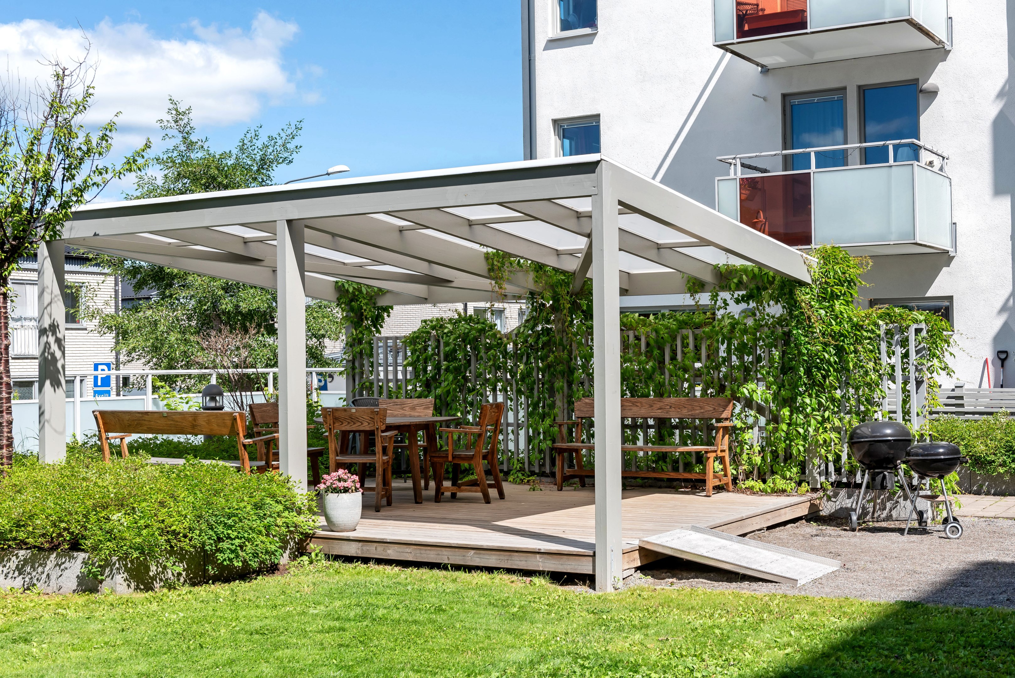 Bostadsbild från Råbyvägen 20, Såld i Kapellgärdet, Uppsala