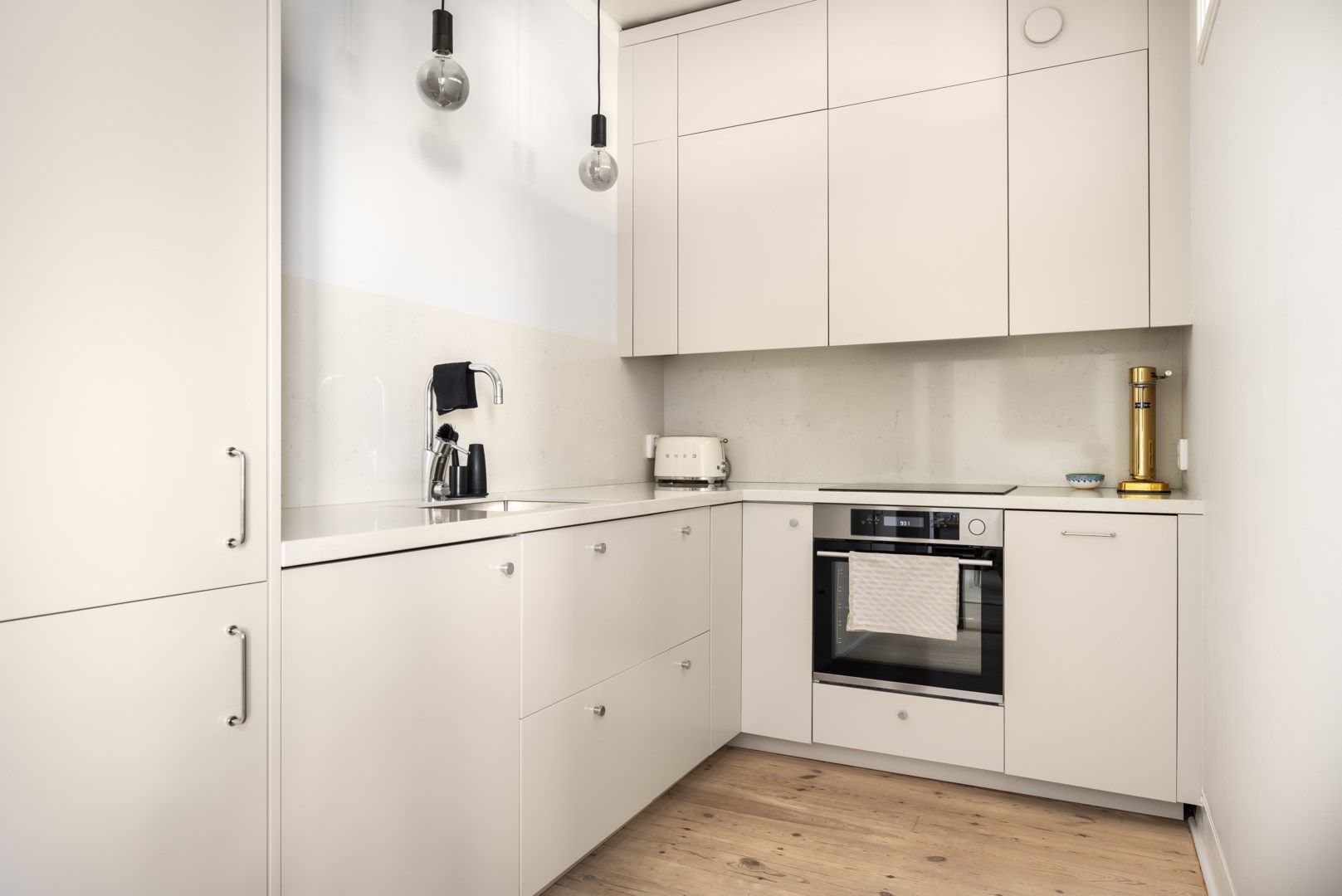 Bostadsbild från Vanadisplan 1, Kommande i Vasastan, Stockholm