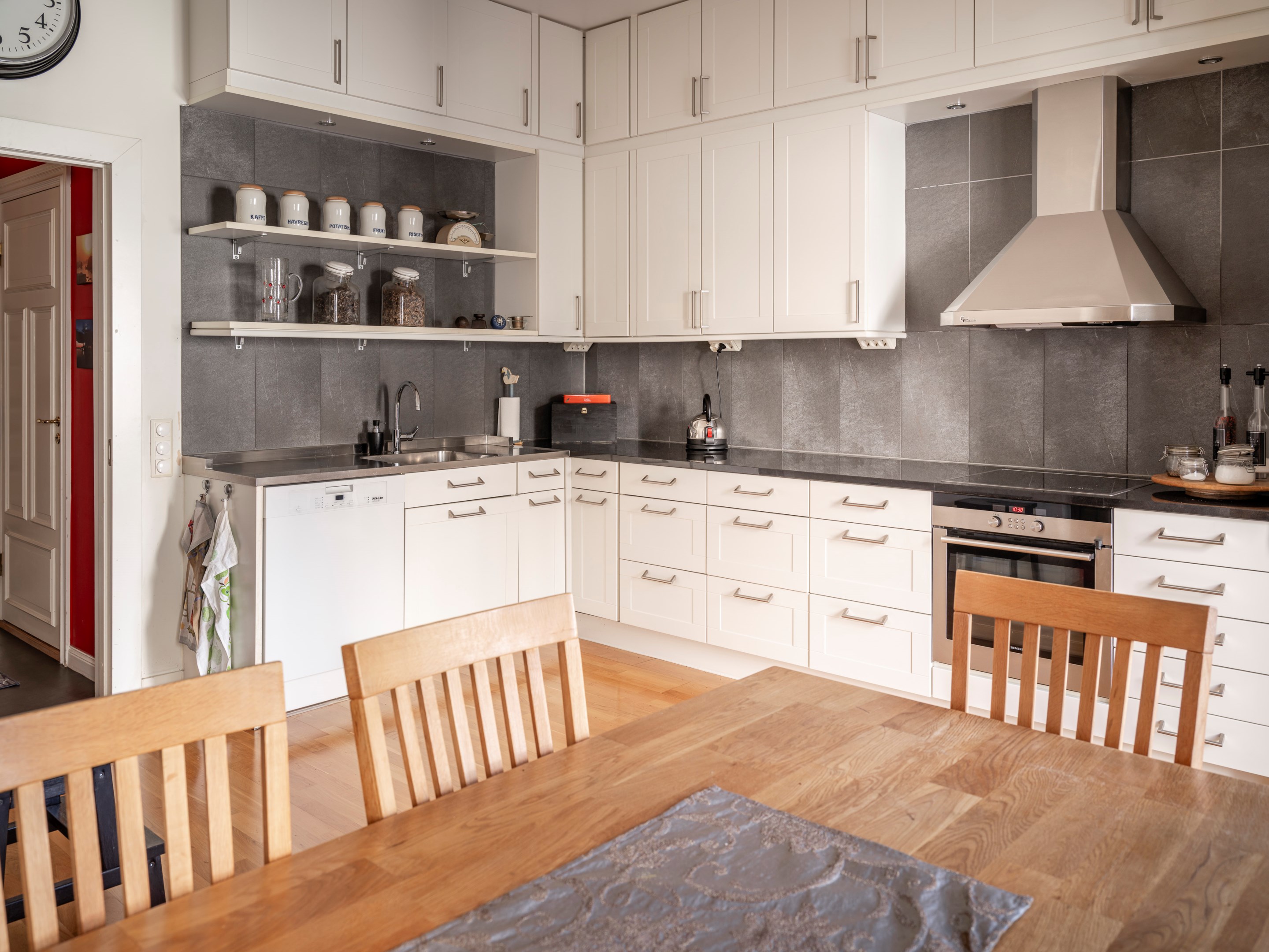 Bostadsbild från Kungsgatan 86, Såld i Kungsholmen - Rådhuset, Stockholm