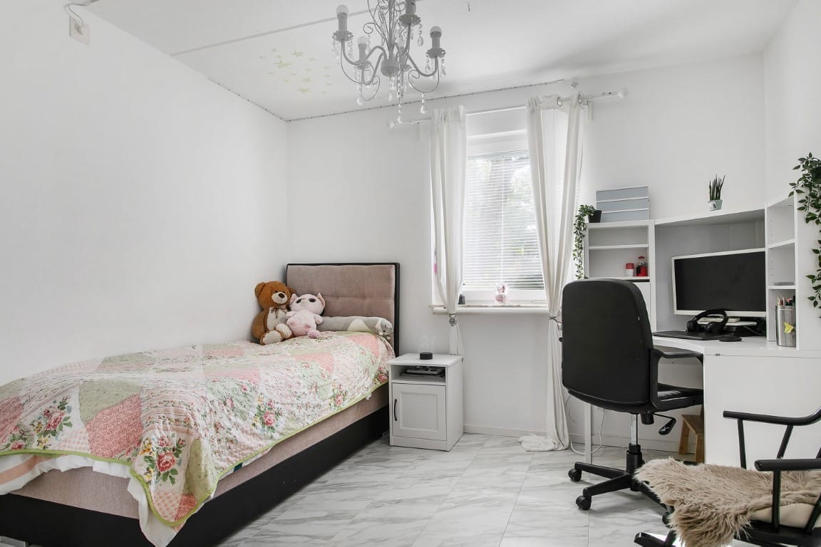 Bostadsbild från Ängsbacken 6, Såld i Björknäs, Nacka