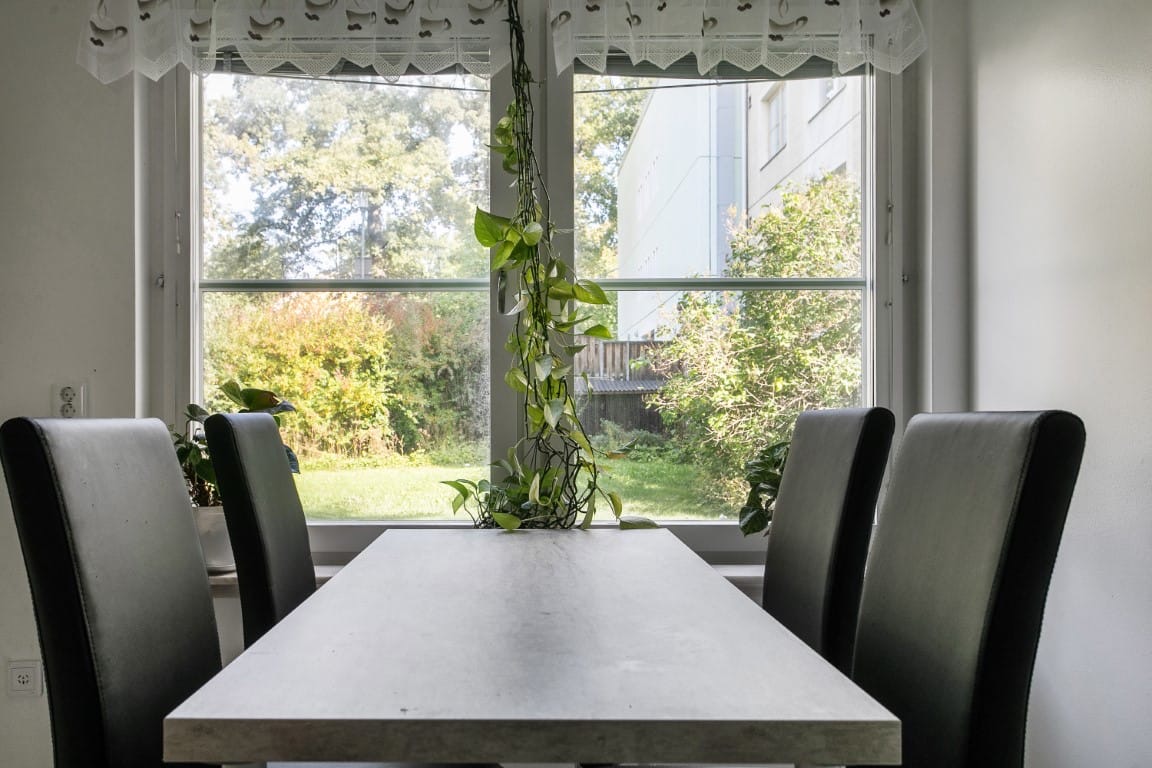 Bostadsbild från Ängsbacken 6, Såld i Björknäs, Nacka