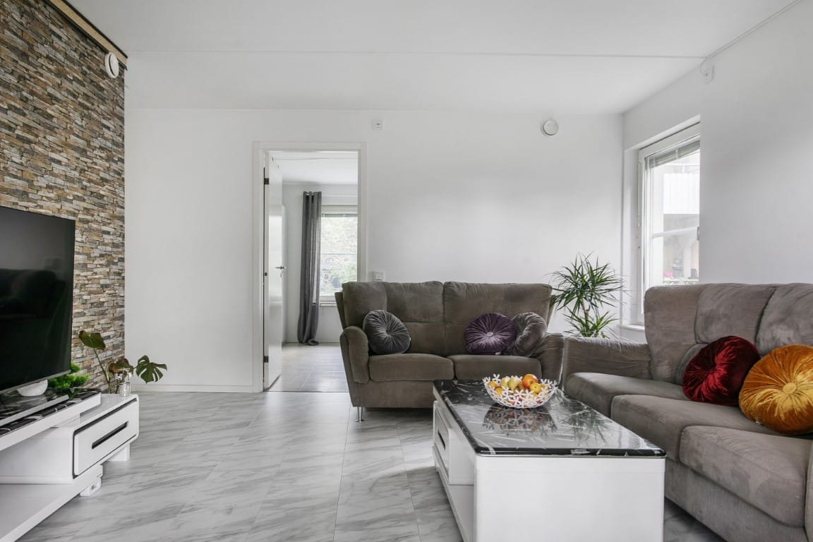 Bostadsbild från Ängsbacken 6, Såld i Björknäs, Nacka