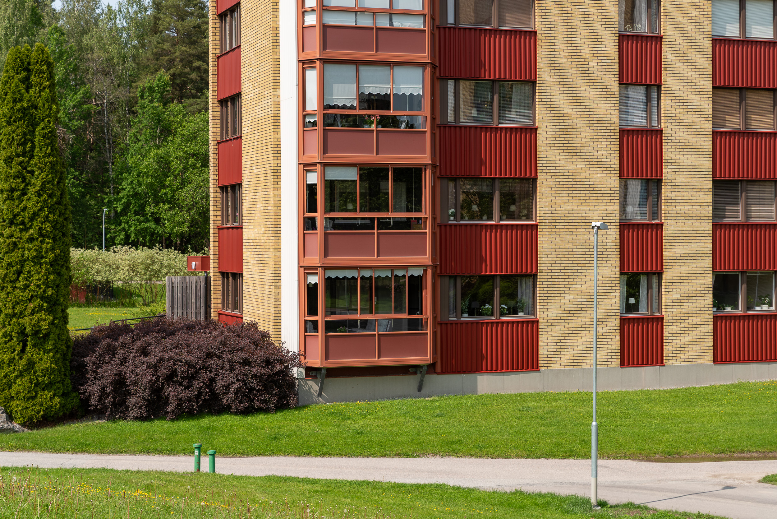 Bostadsbild från Släggkastargatan 10, Såld i Rönnby, Västerås