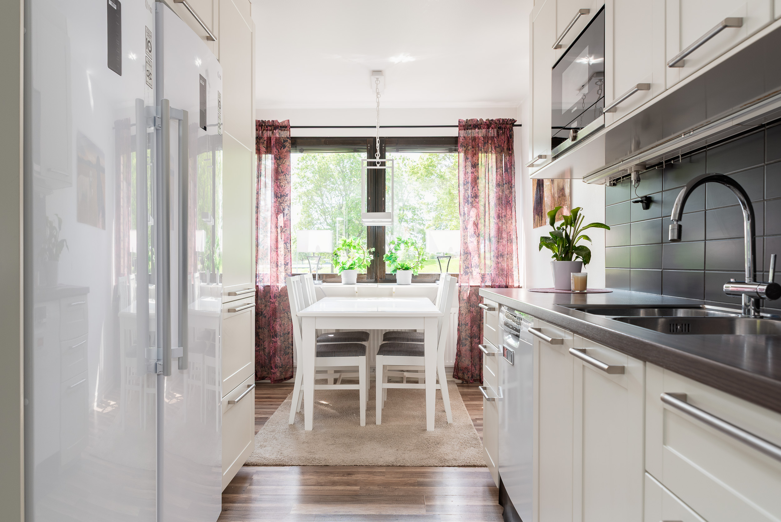 Bostadsbild från Släggkastargatan 10, Såld i Rönnby, Västerås